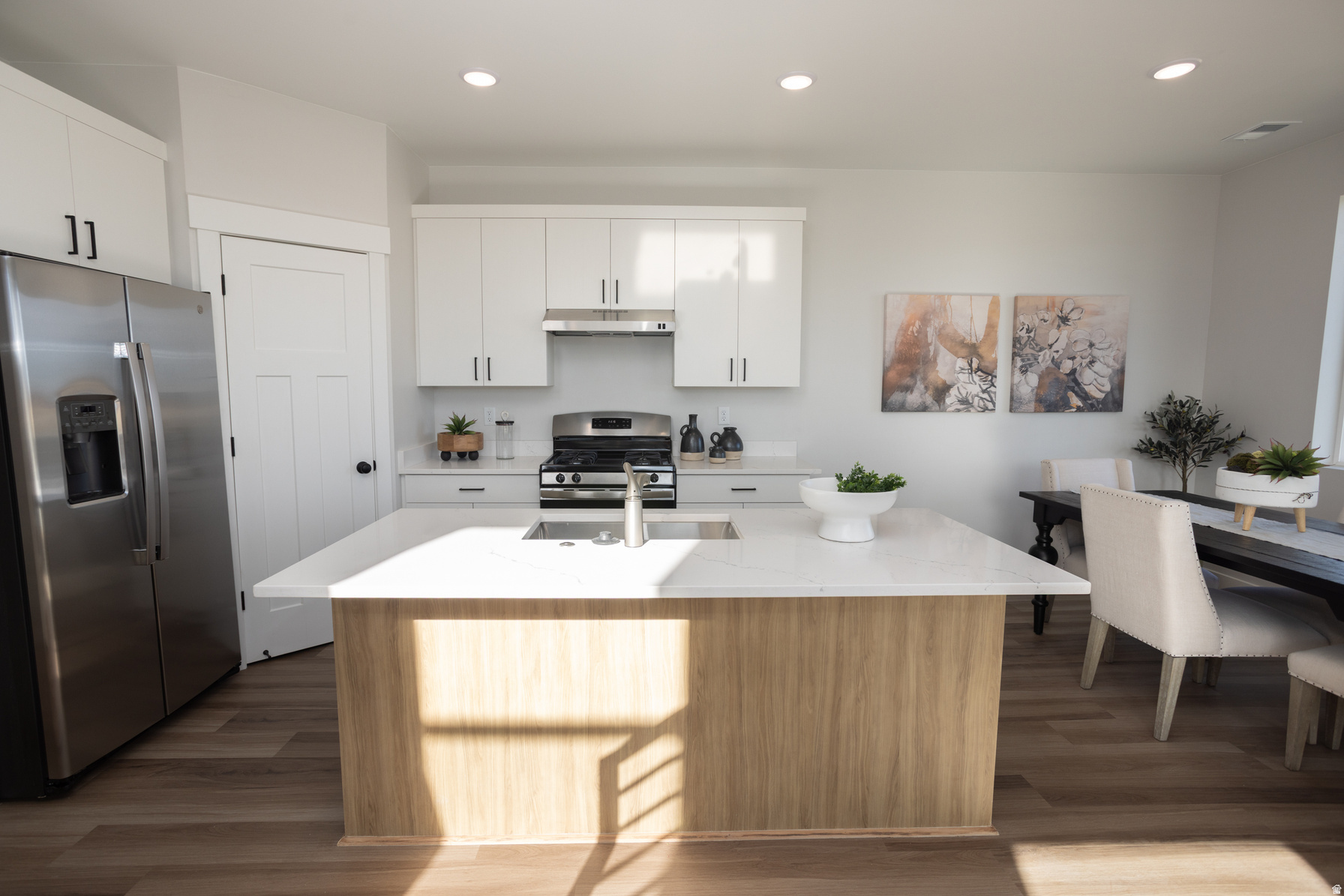 COVE MOUNTAIN VILLAGE TOWNHOMES - Residential