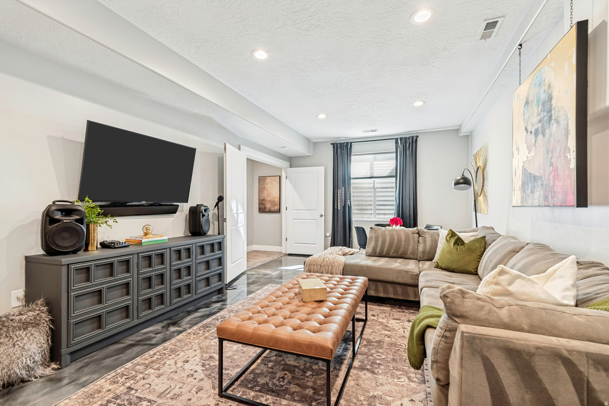 CRANE GARDEN LOT - Residential
