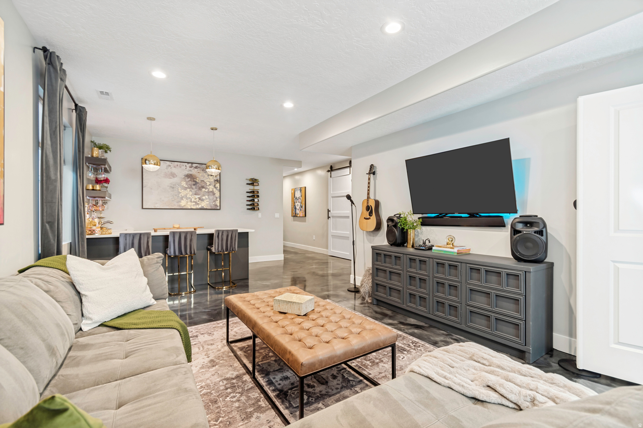 CRANE GARDEN LOT - Residential