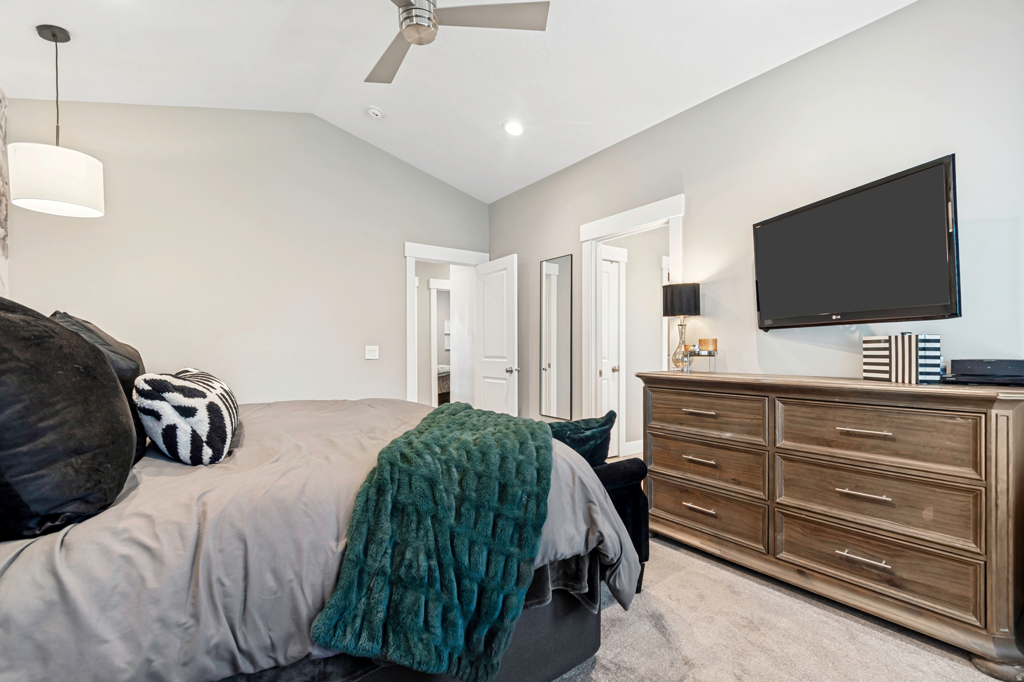 CRANE GARDEN LOT - Residential
