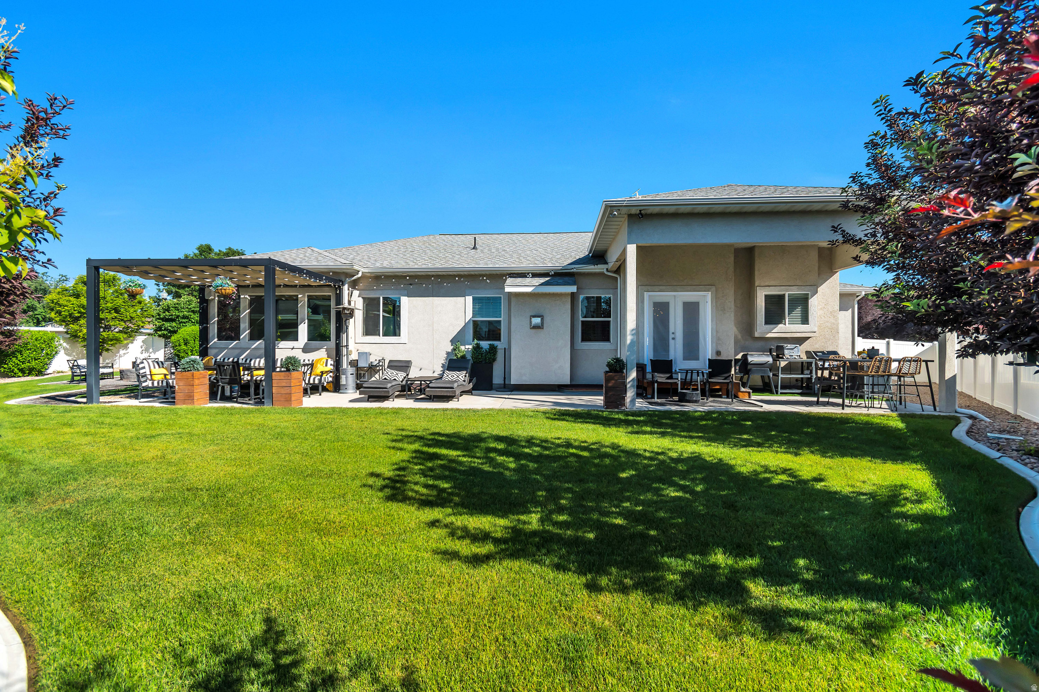 CRANE GARDEN LOT - Residential