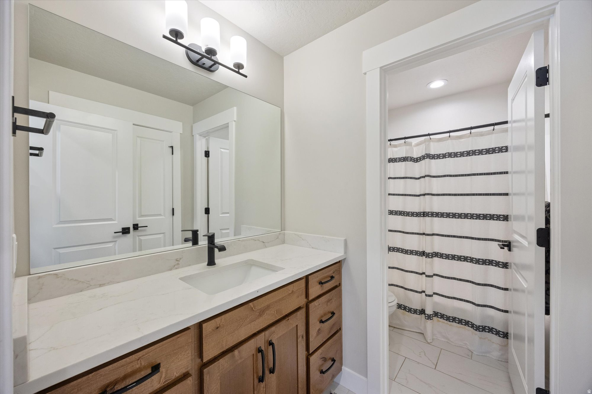 WHITING FARMS - Residential