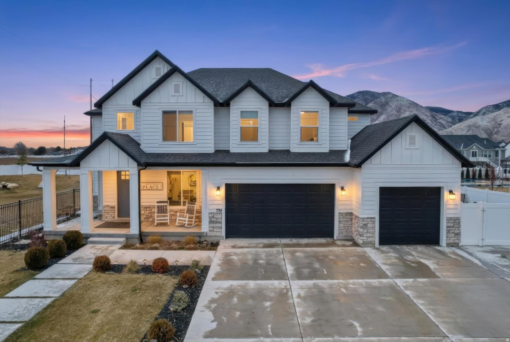 WHITING FARMS - Residential