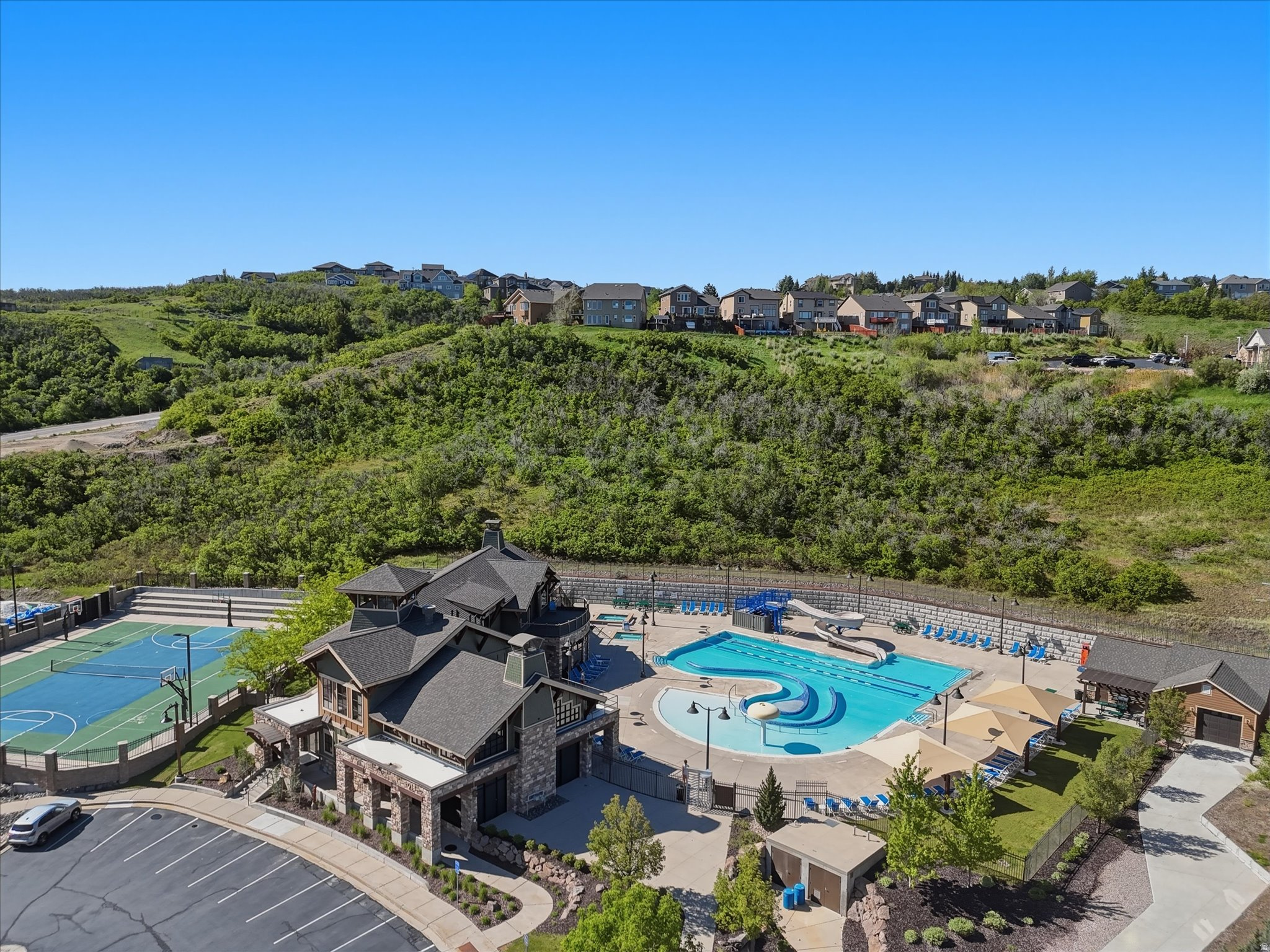 SUNCREST - Residential
