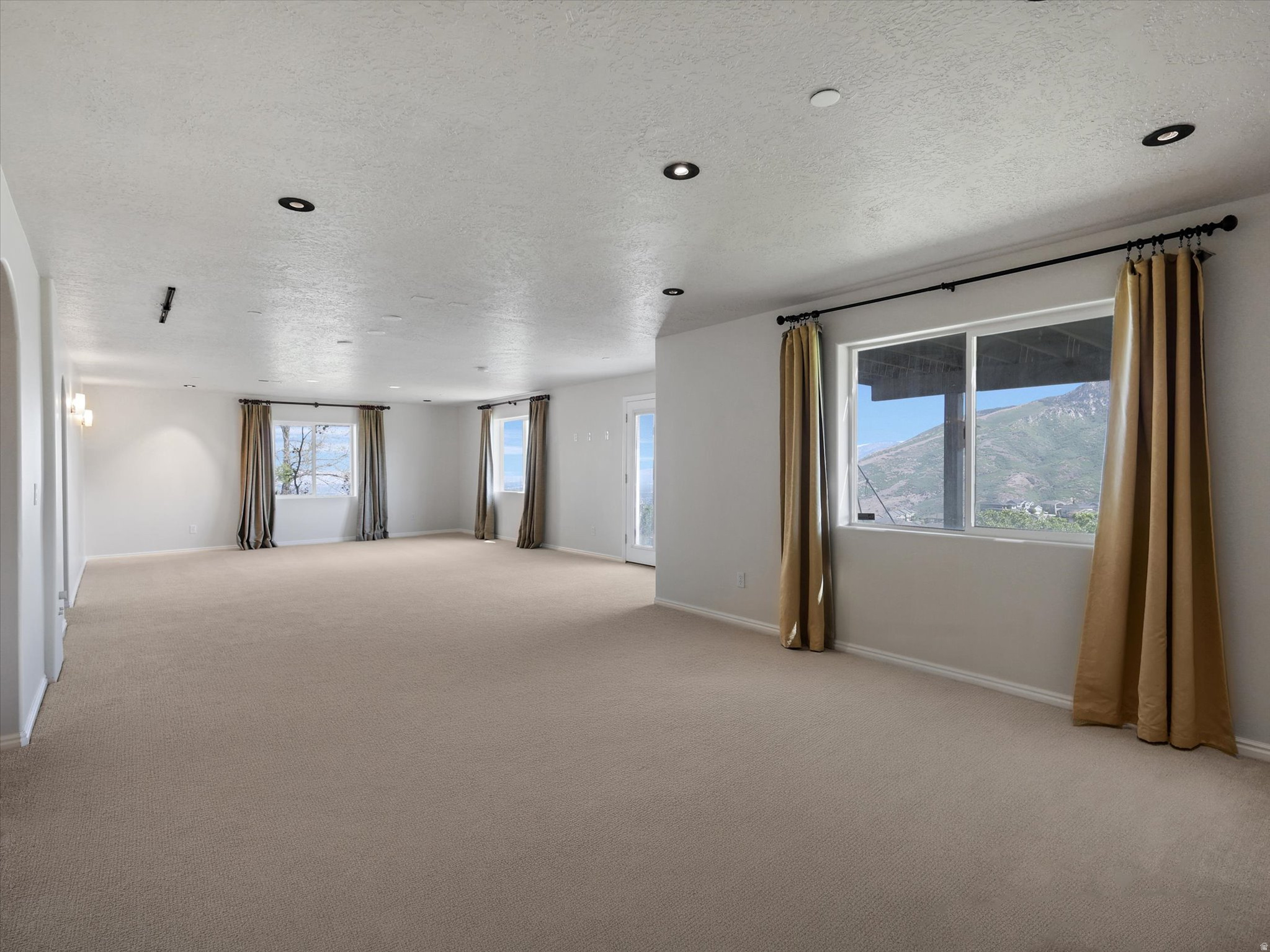 SUNCREST - Residential