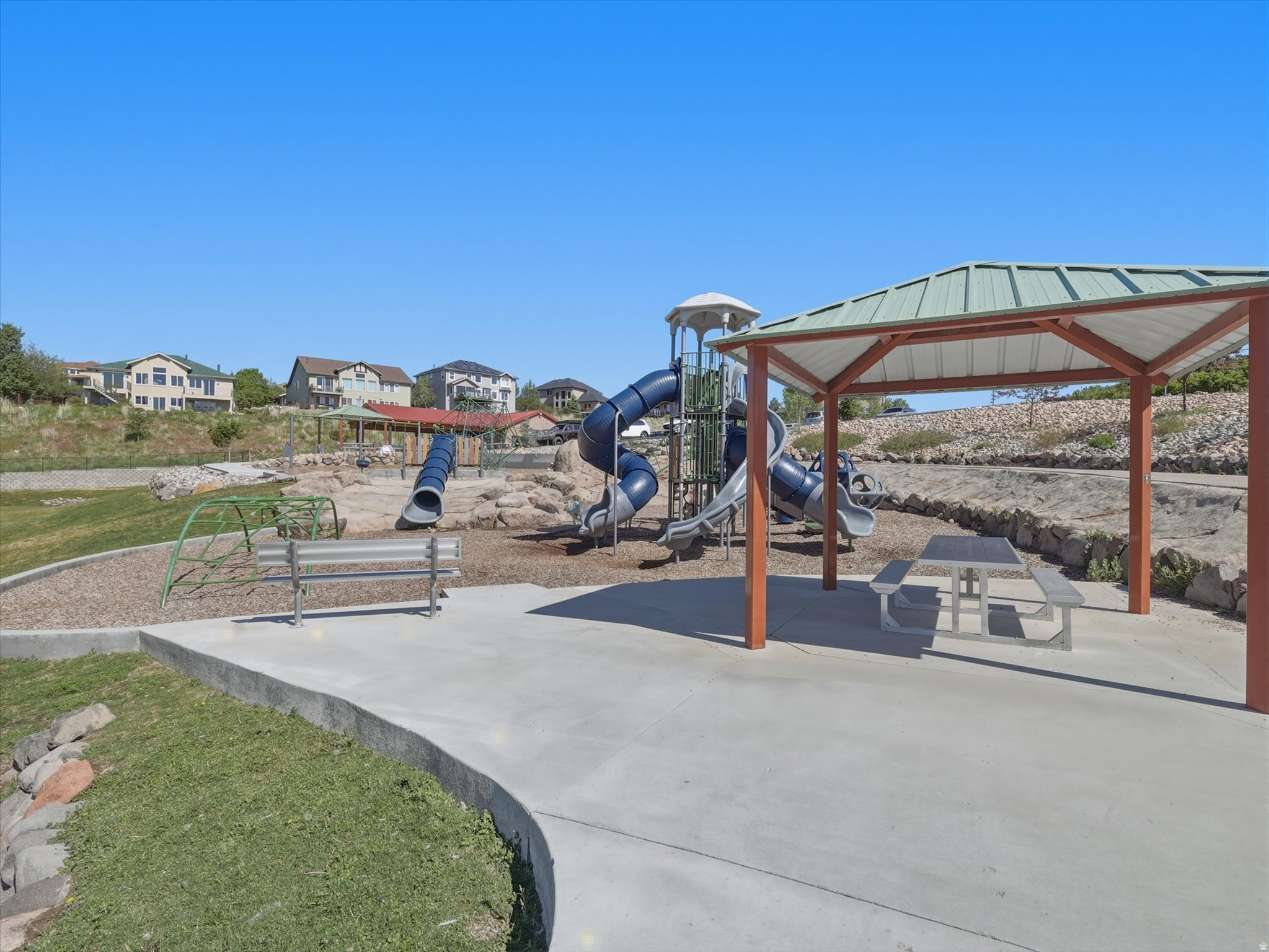 SUNCREST - Residential