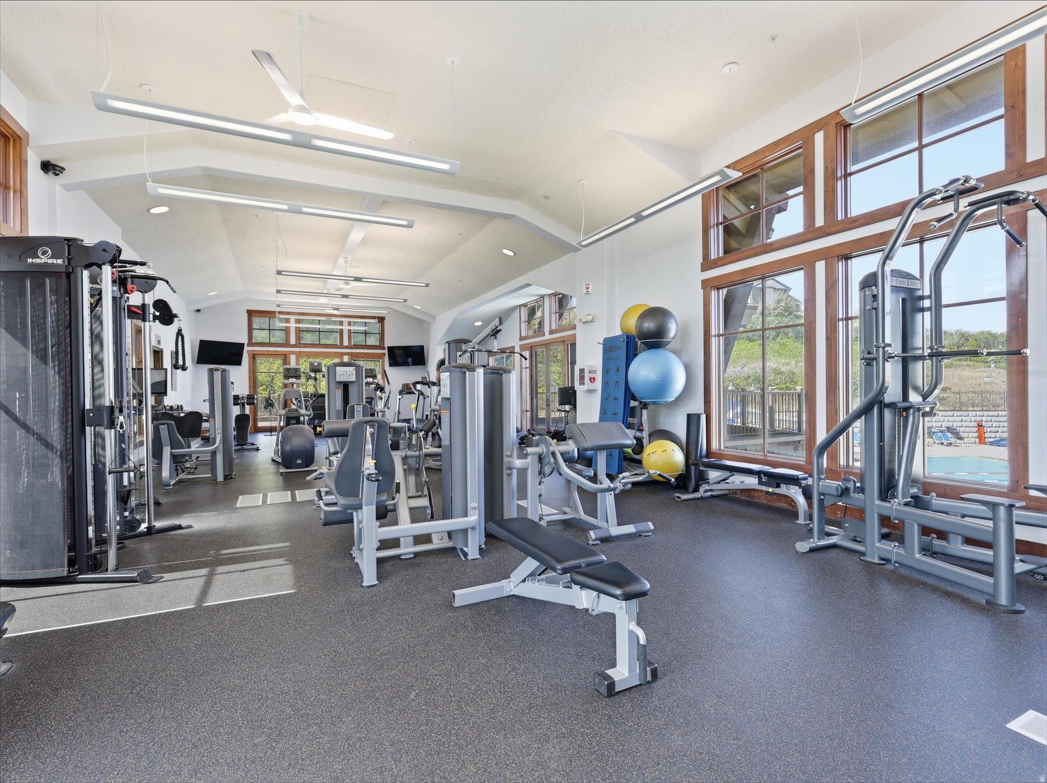 SUNCREST - Residential