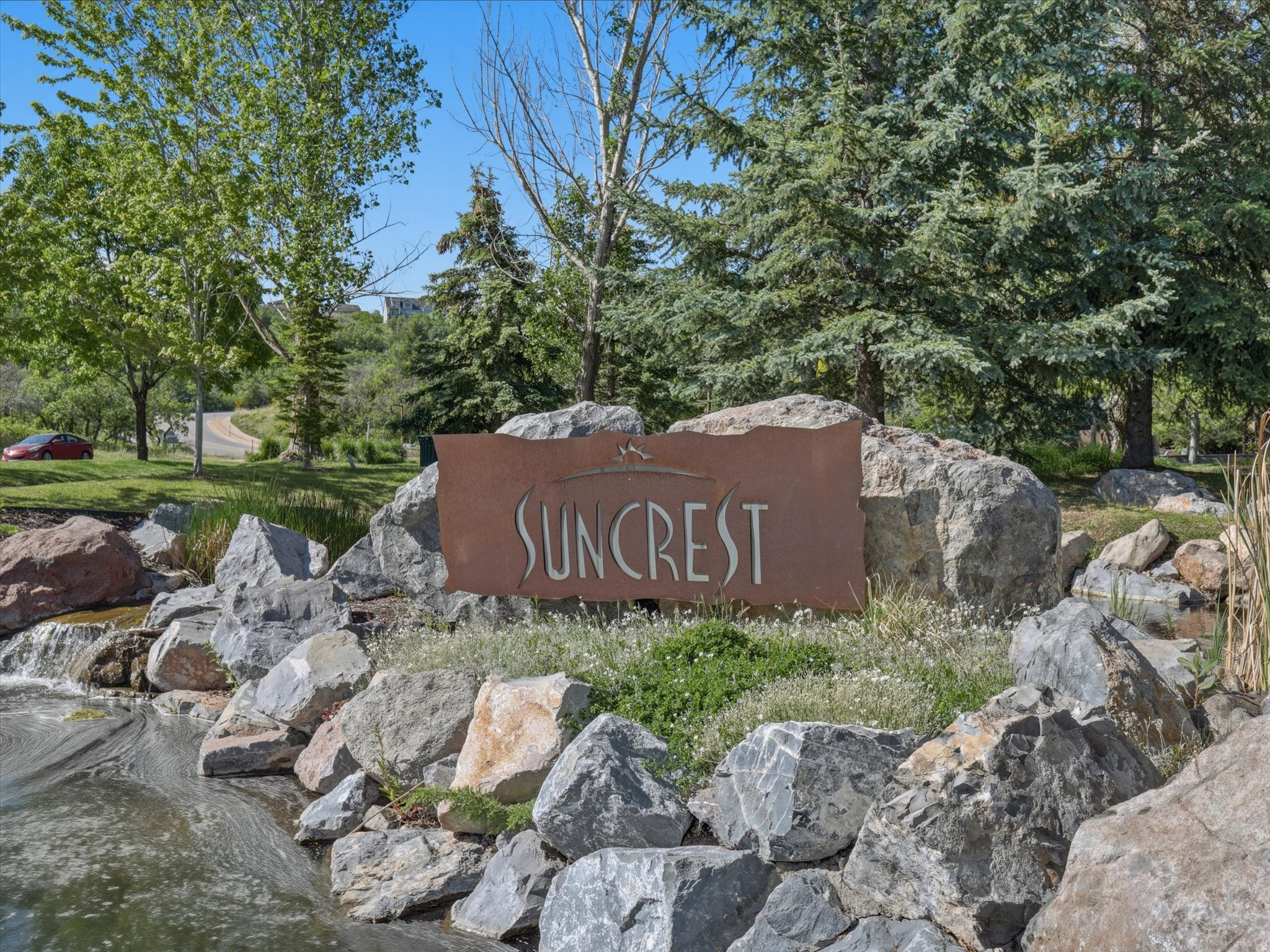 SUNCREST - Residential