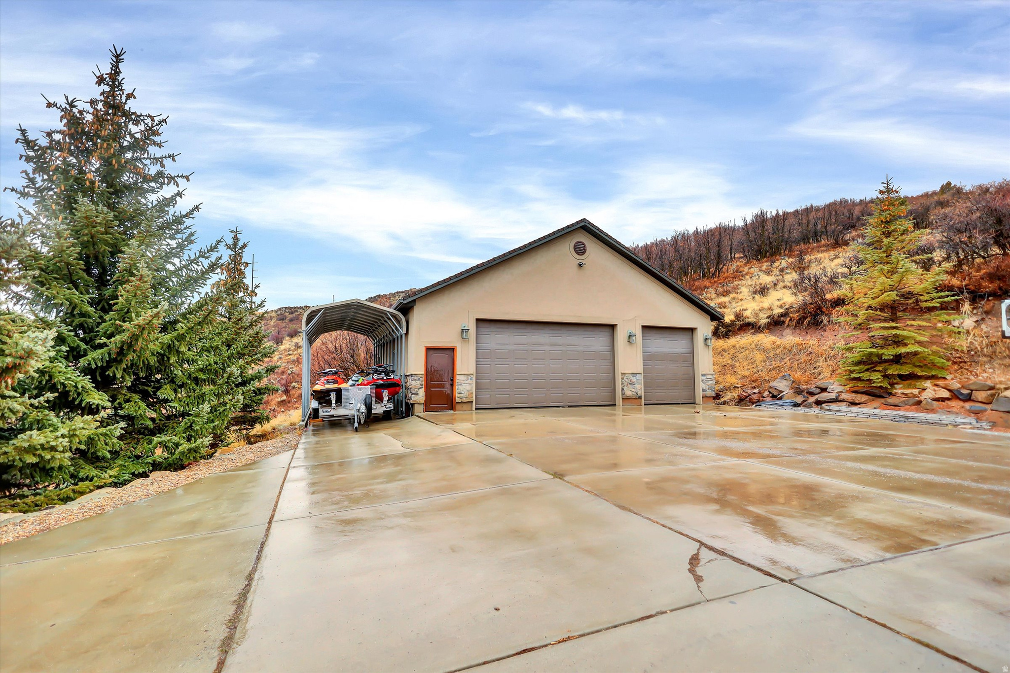 ROCKPORT RANCHES - Residential