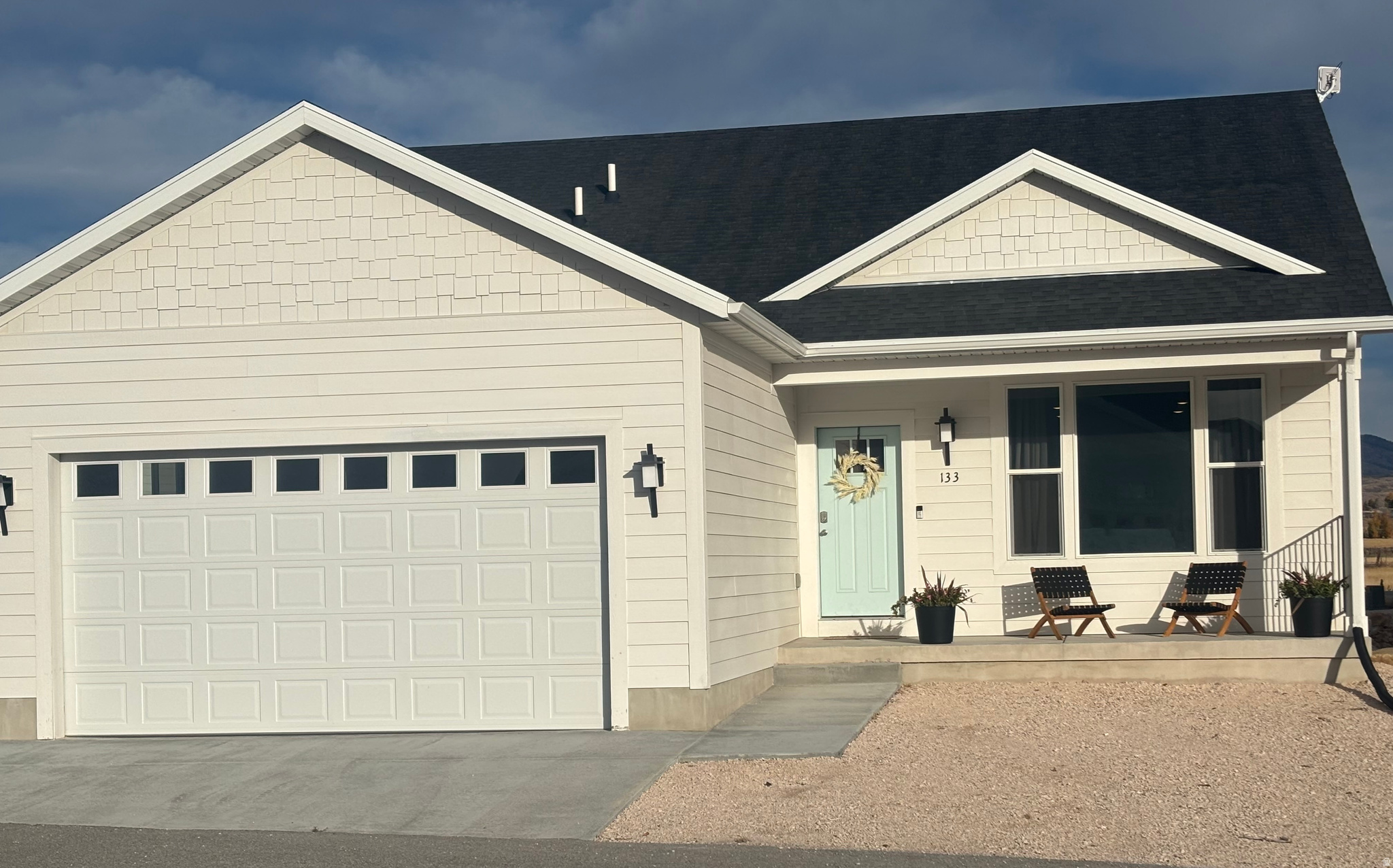 LIGHTHOUSE POINTE - Residential