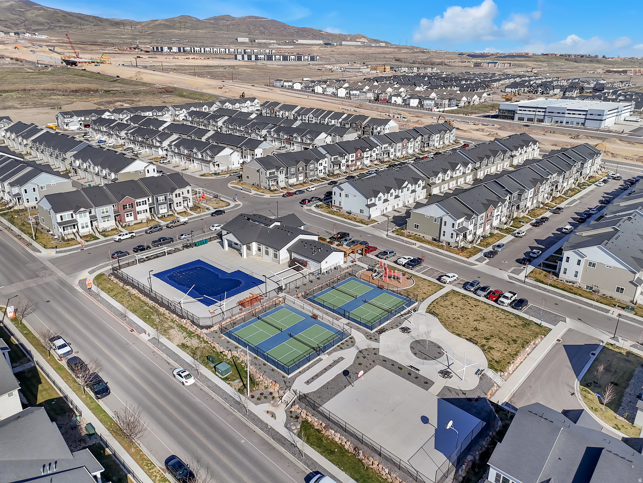 WILLOW POINT - Residential