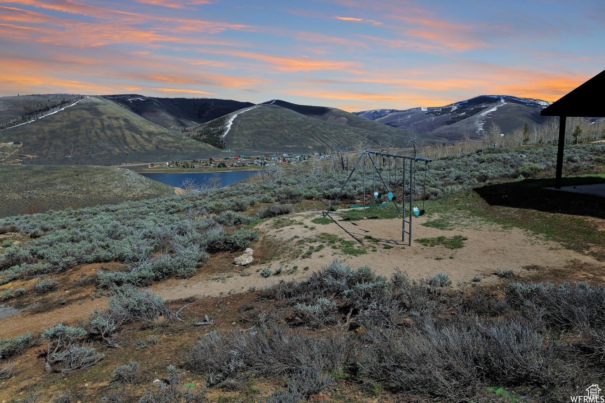 ASPEN COVE - Land