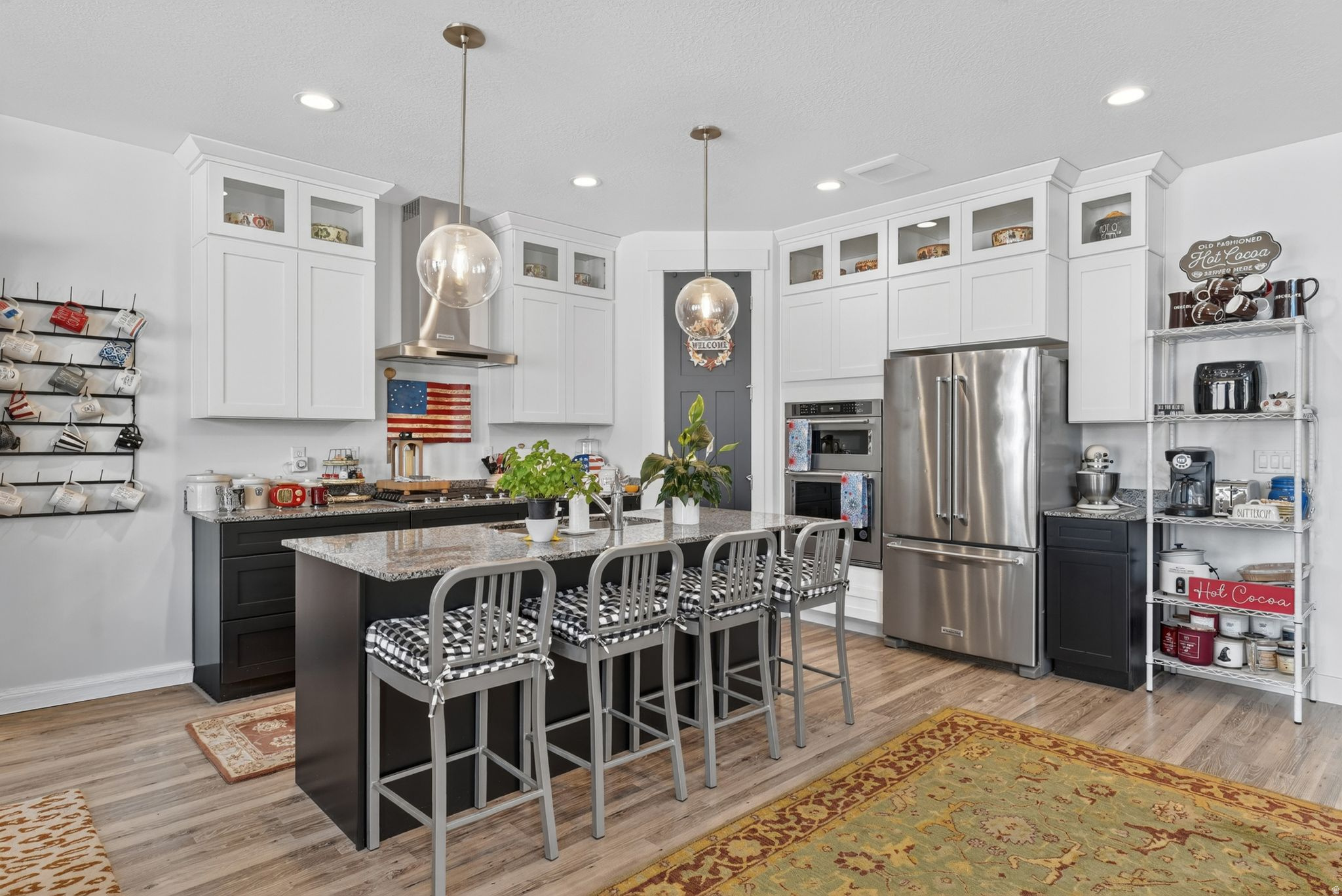 MOUNTAIN RIDGE - Residential