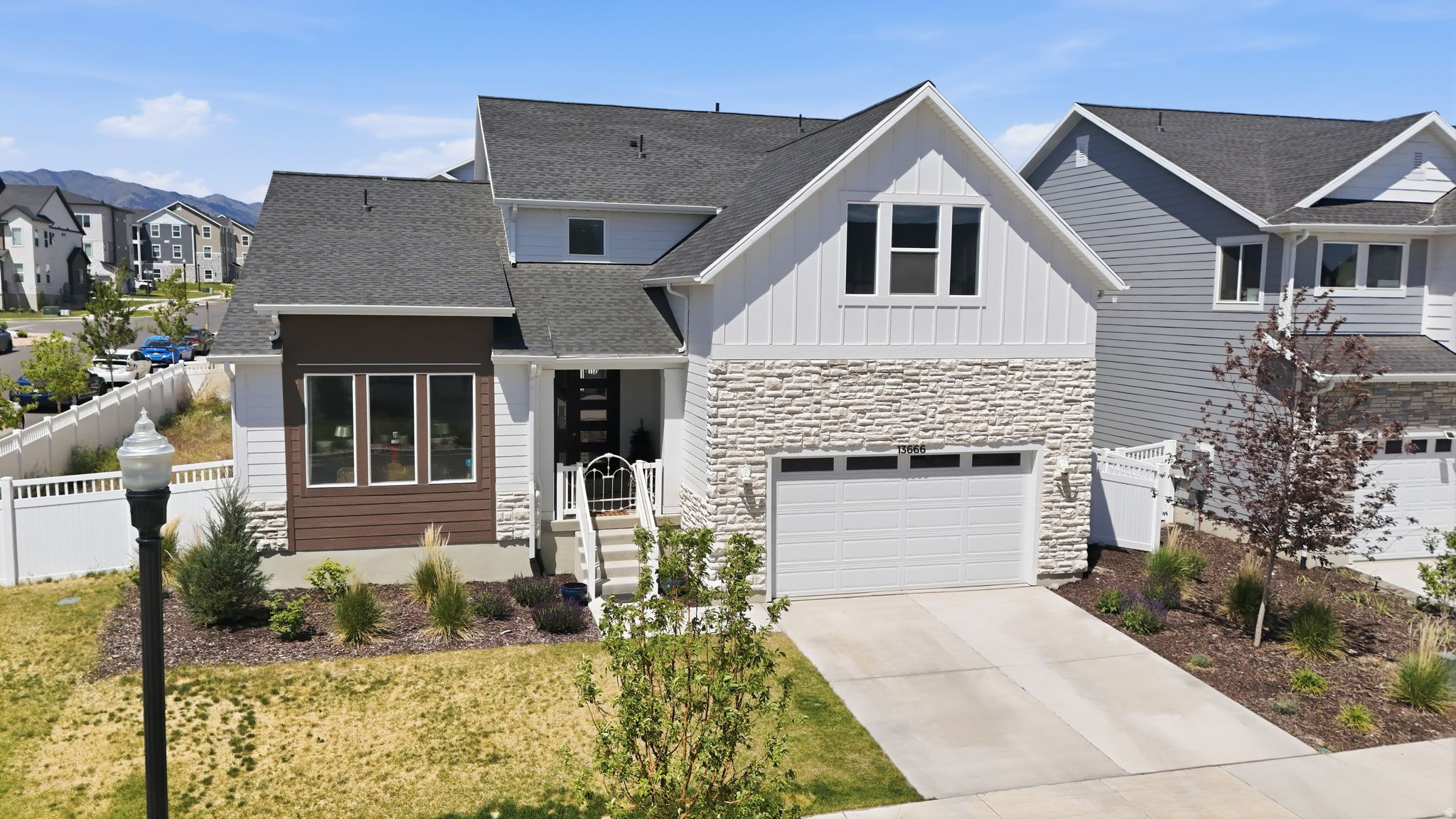 MOUNTAIN RIDGE - Residential
