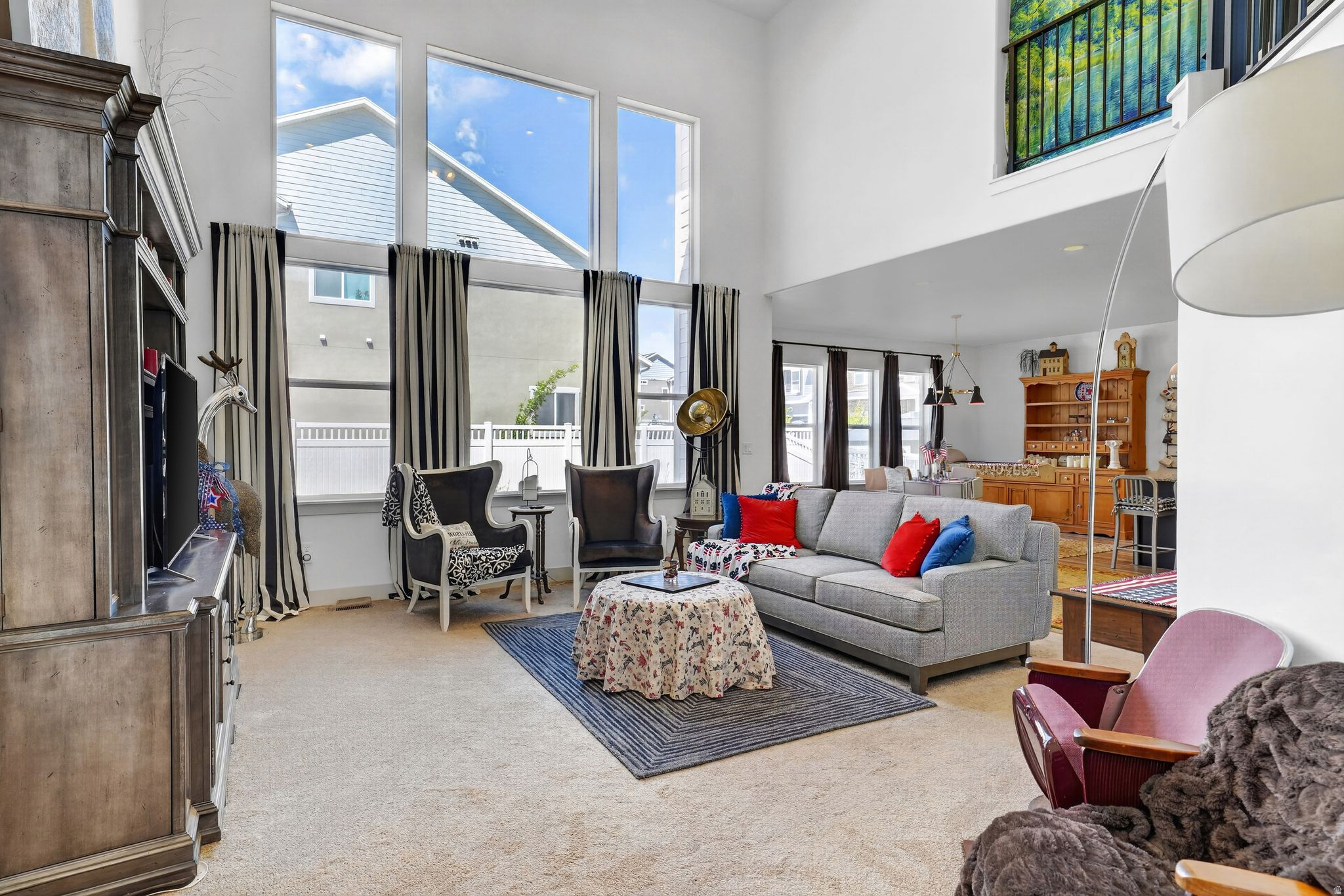 MOUNTAIN RIDGE - Residential