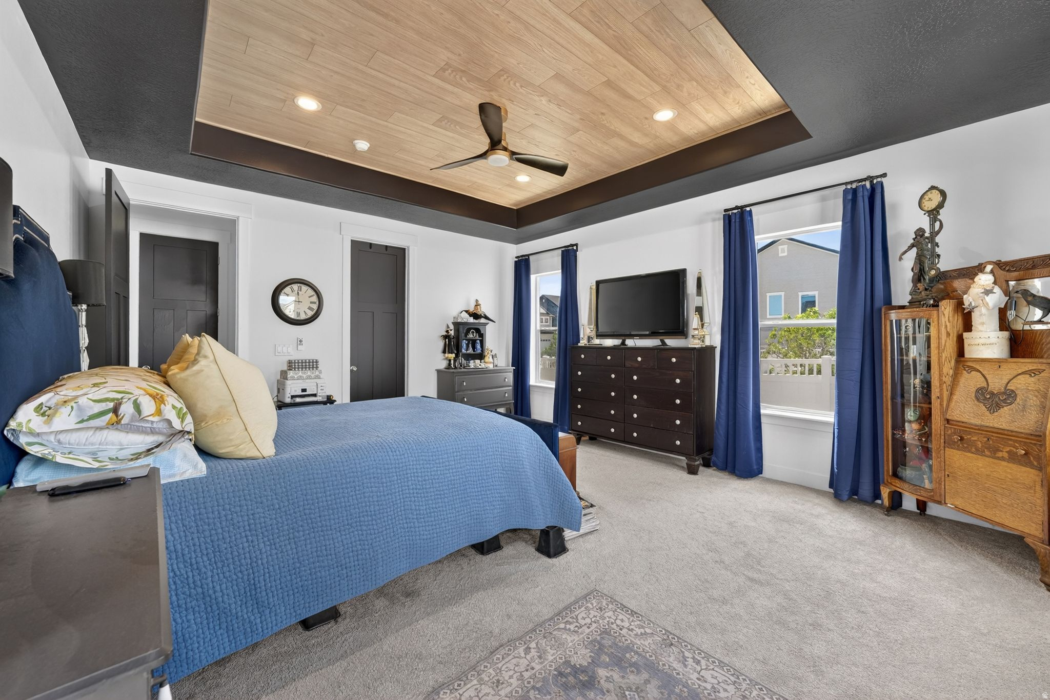MOUNTAIN RIDGE - Residential