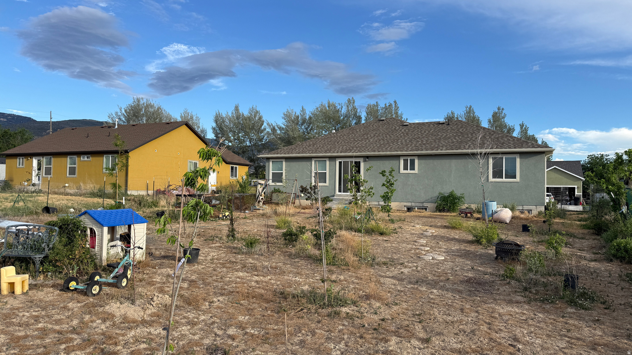 HIDDEN CREEK - Residential