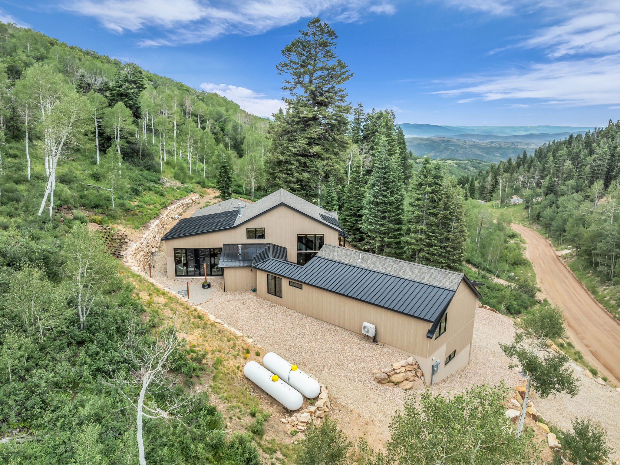 PINE MEADOW RANCH - Residential