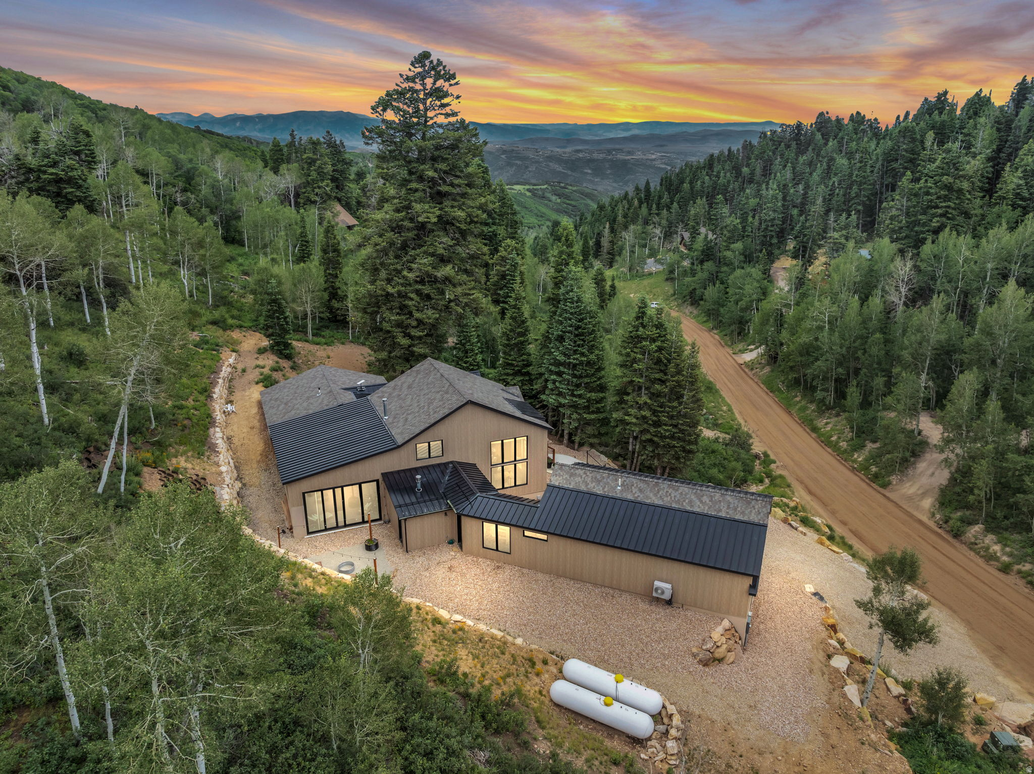 PINE MEADOW RANCH - Residential