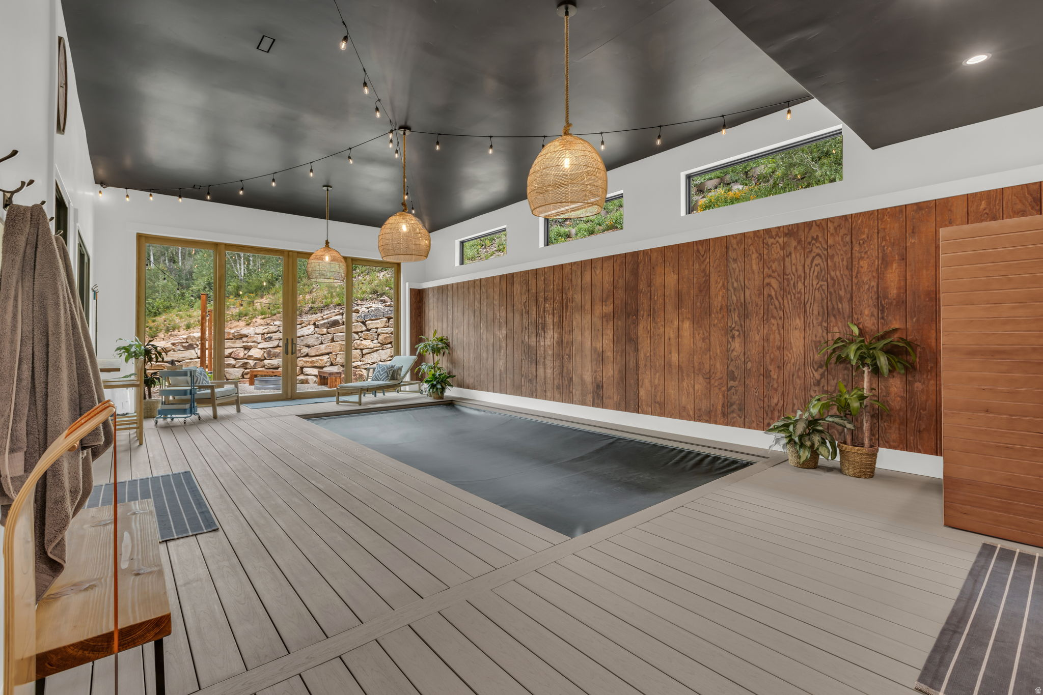 PINE MEADOW RANCH - Residential