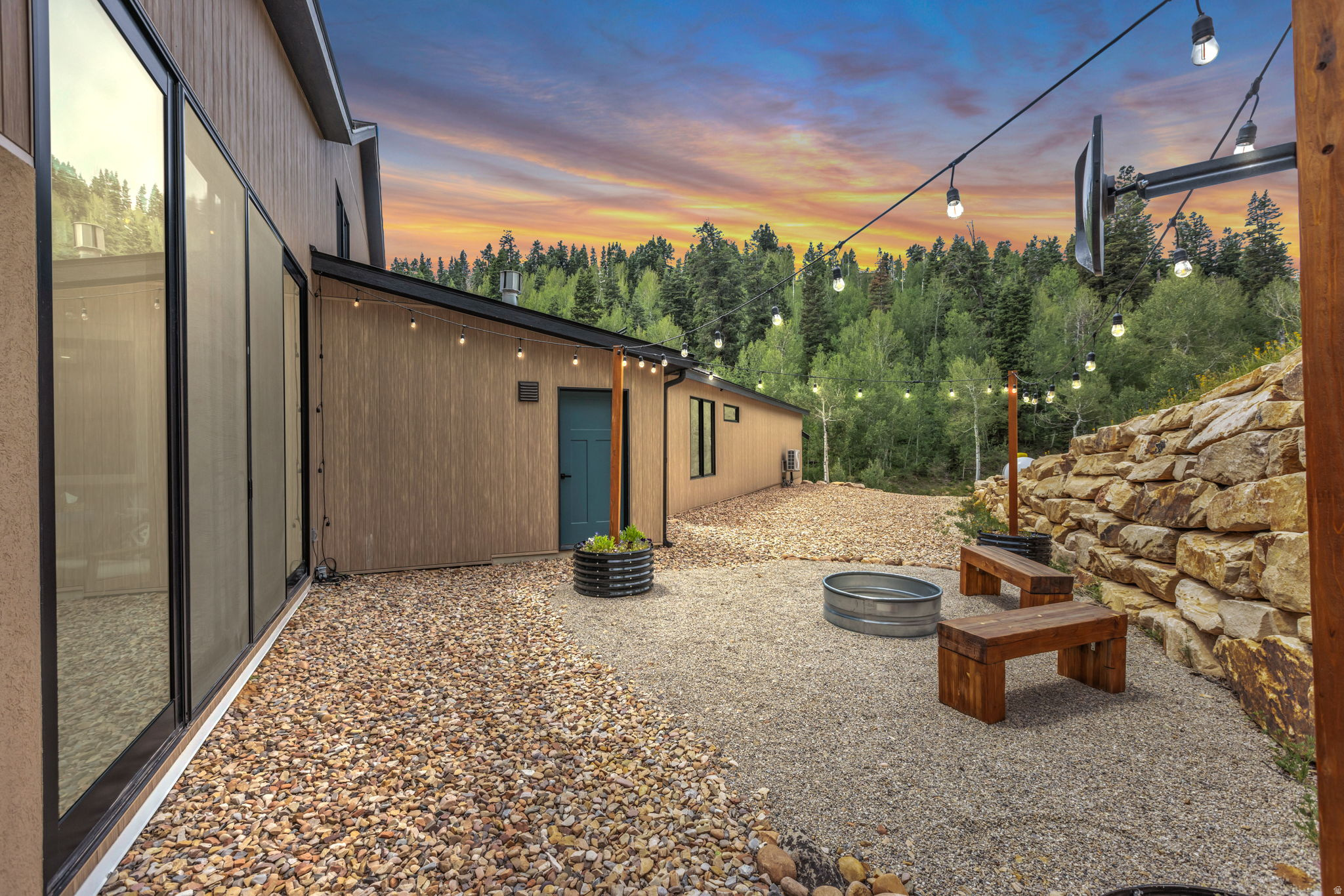 PINE MEADOW RANCH - Residential