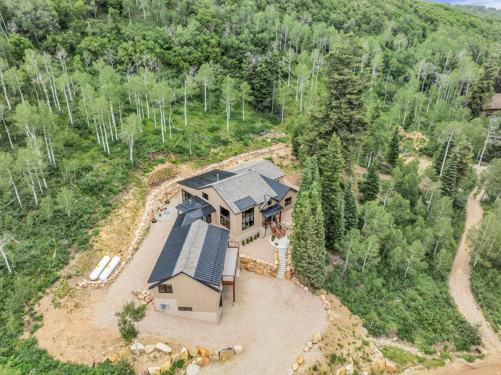 PINE MEADOW RANCH - Residential