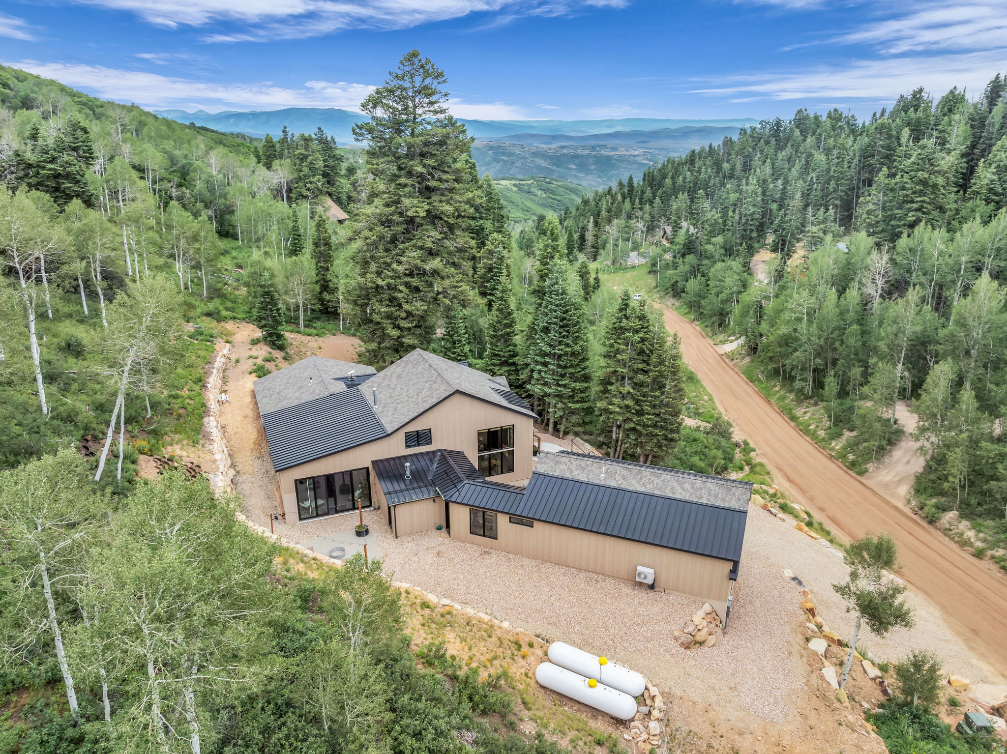 PINE MEADOW RANCH - Residential