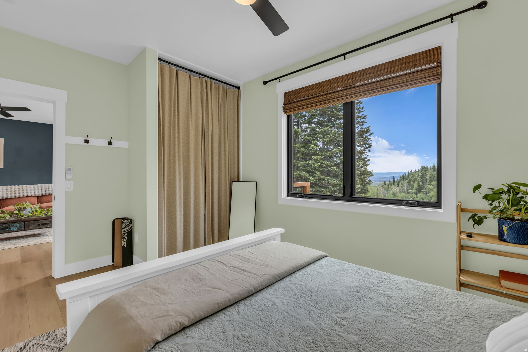 PINE MEADOW RANCH - Residential