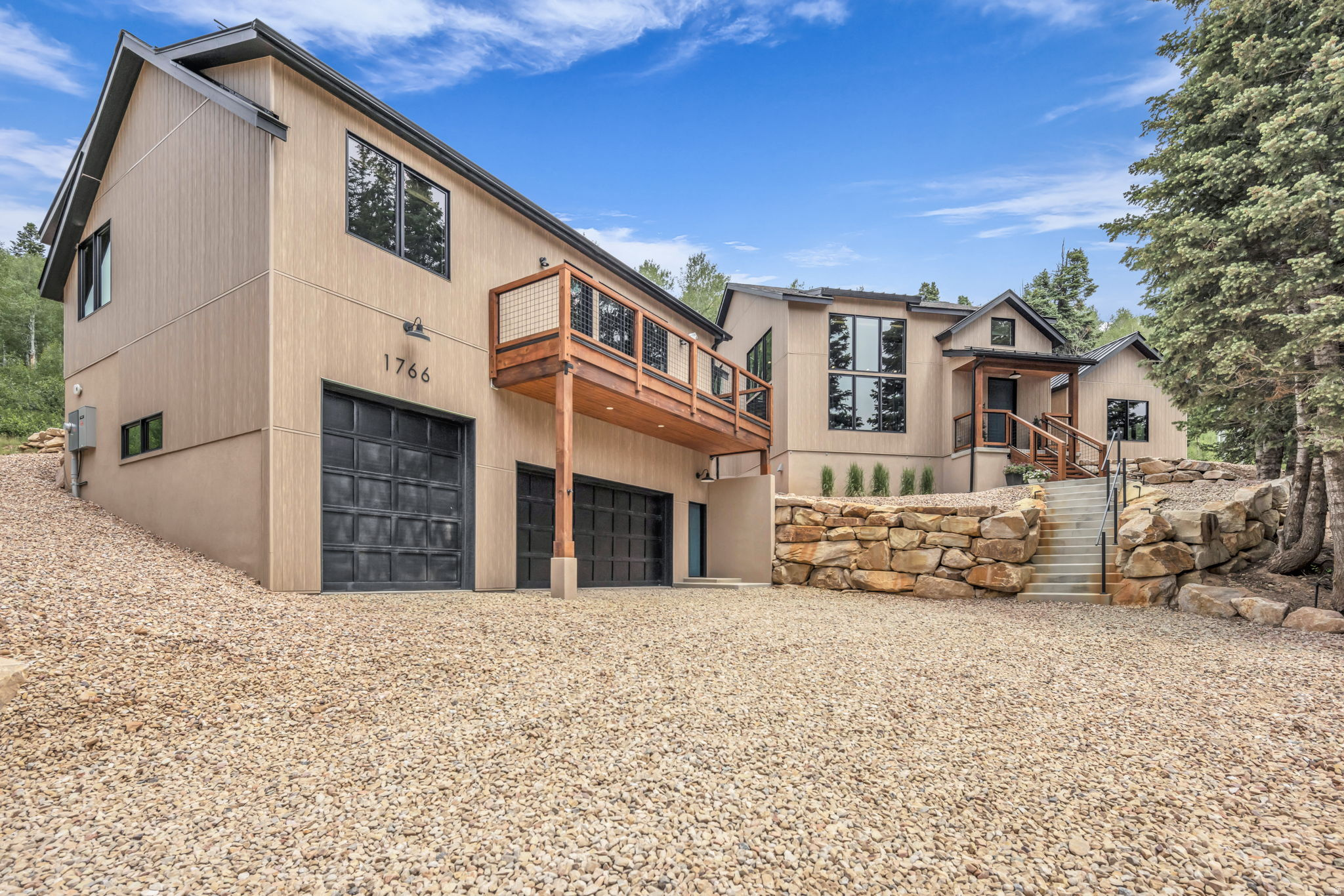 PINE MEADOW RANCH - Residential