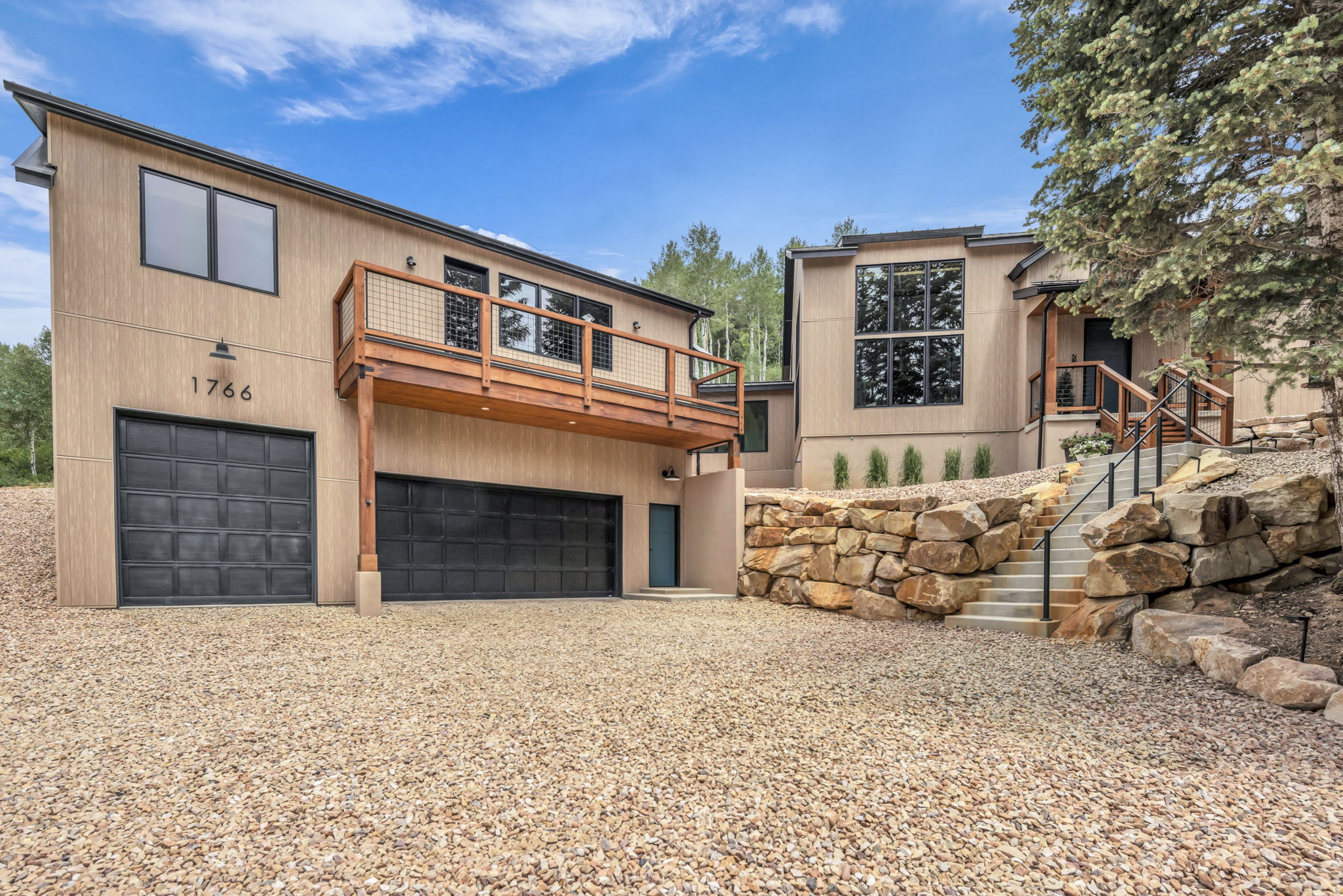 PINE MEADOW RANCH - Residential