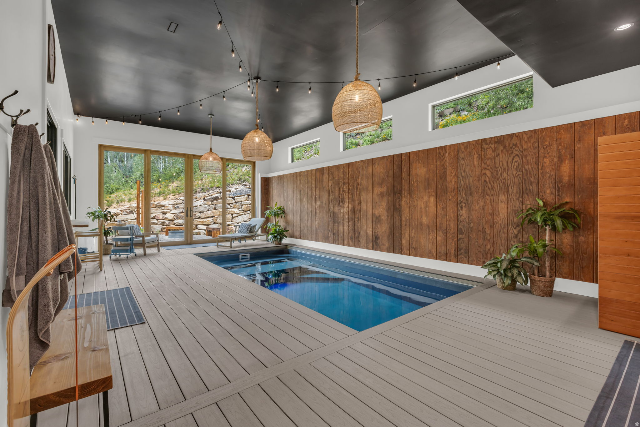 PINE MEADOW RANCH - Residential