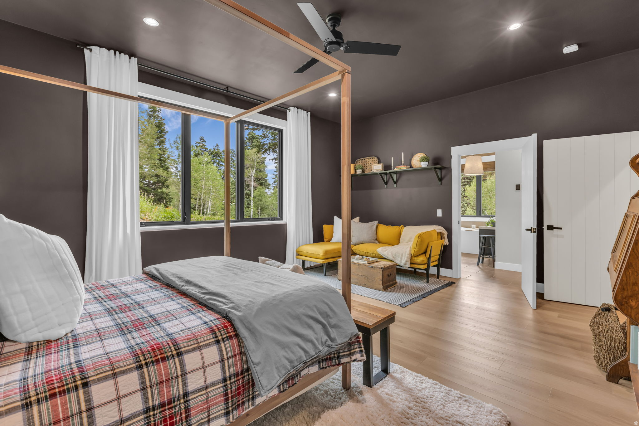 PINE MEADOW RANCH - Residential