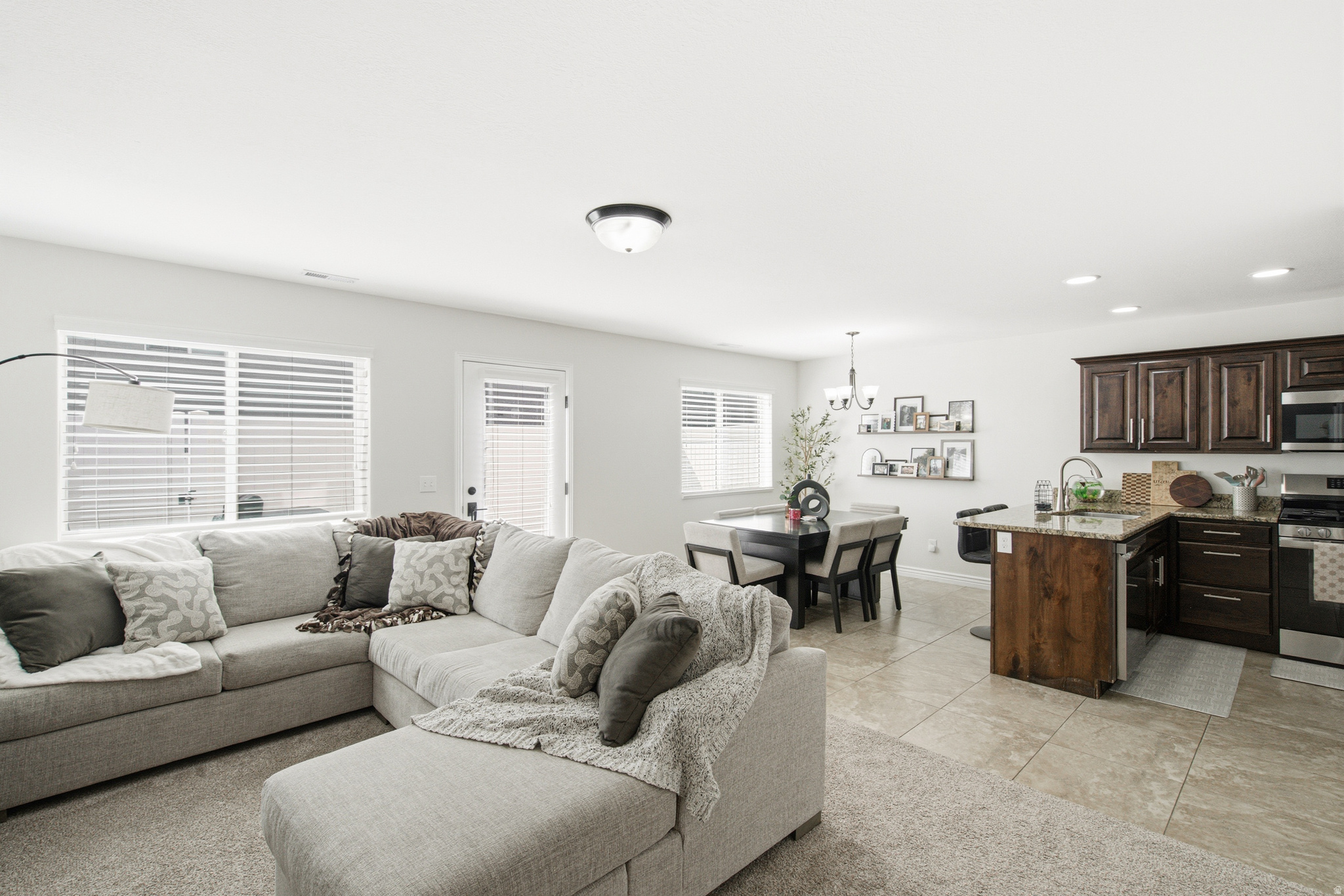 STOKER GARDENS - Residential
