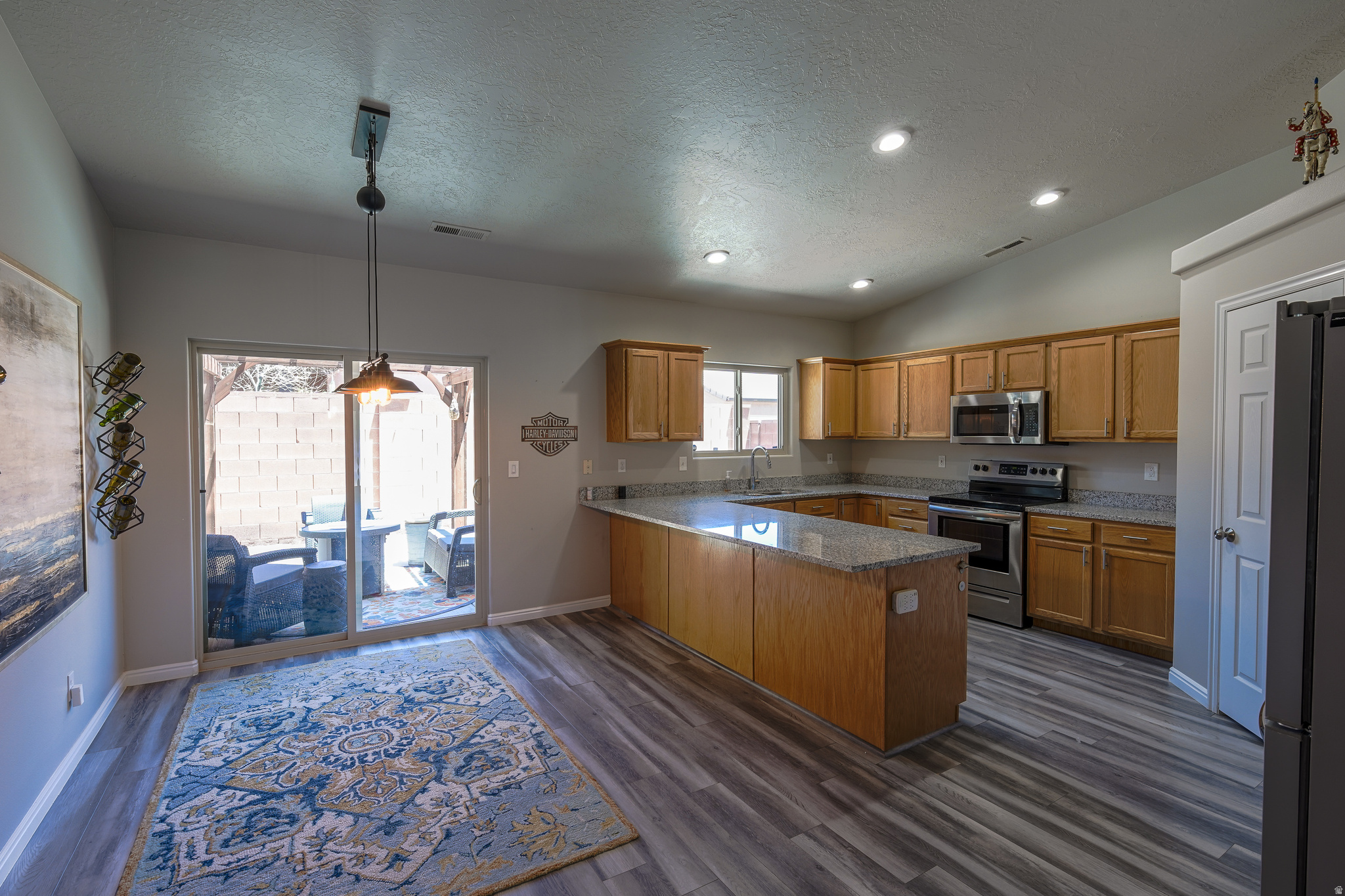 RED ROCK CANYON 2 - Residential