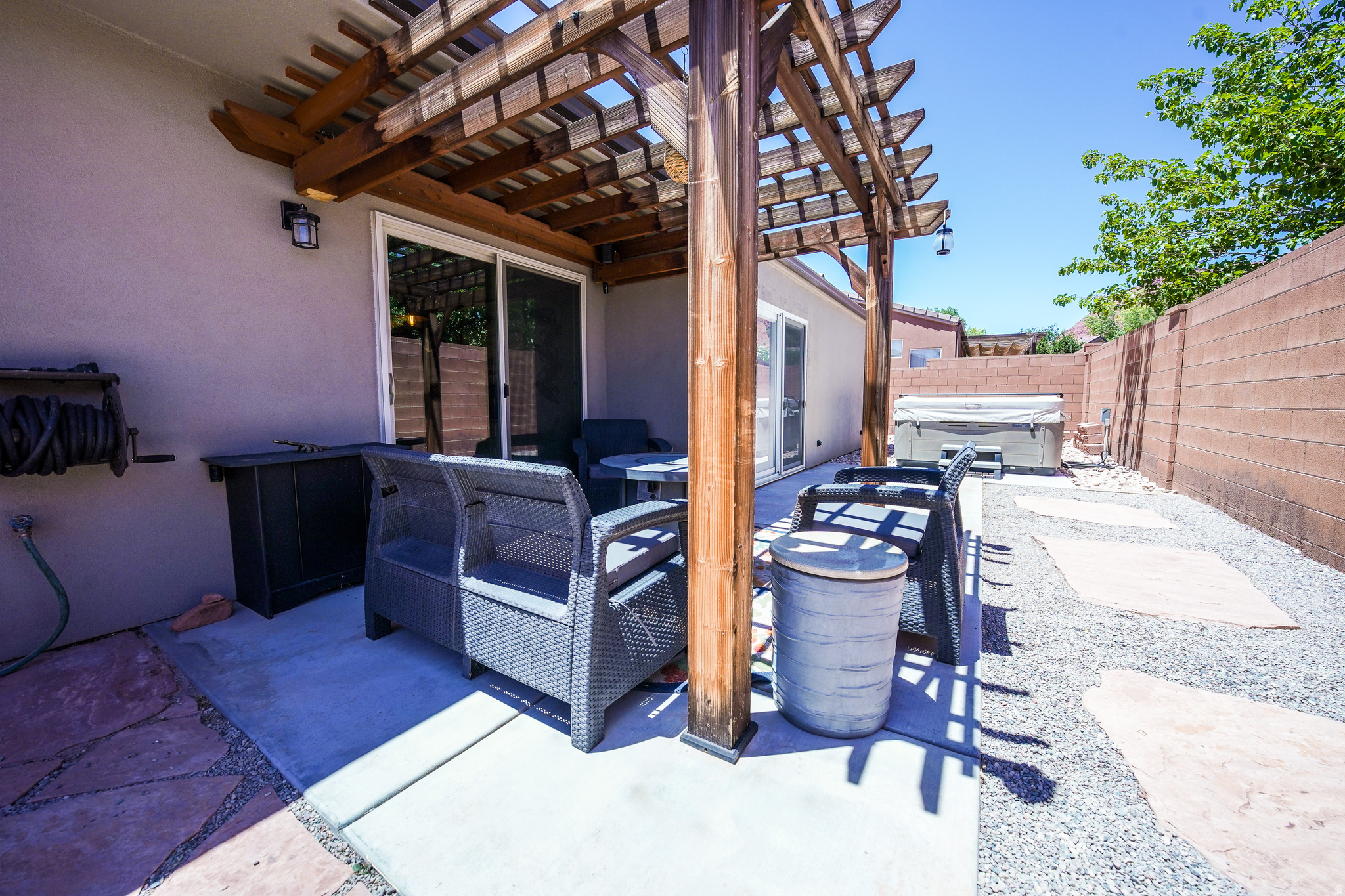 RED ROCK CANYON 2 - Residential