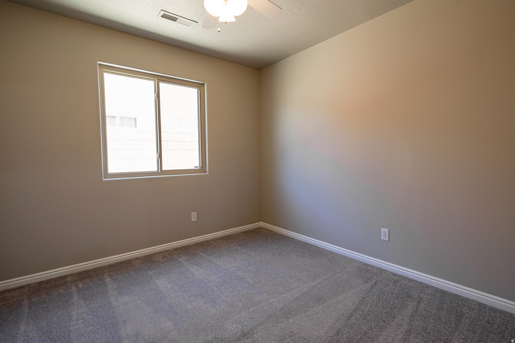 RED ROCK CANYON 2 - Residential
