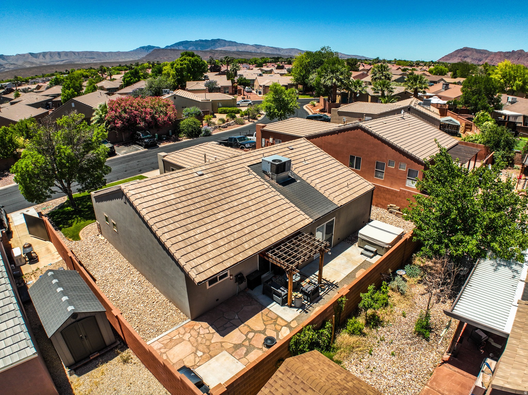 RED ROCK CANYON 2 - Residential