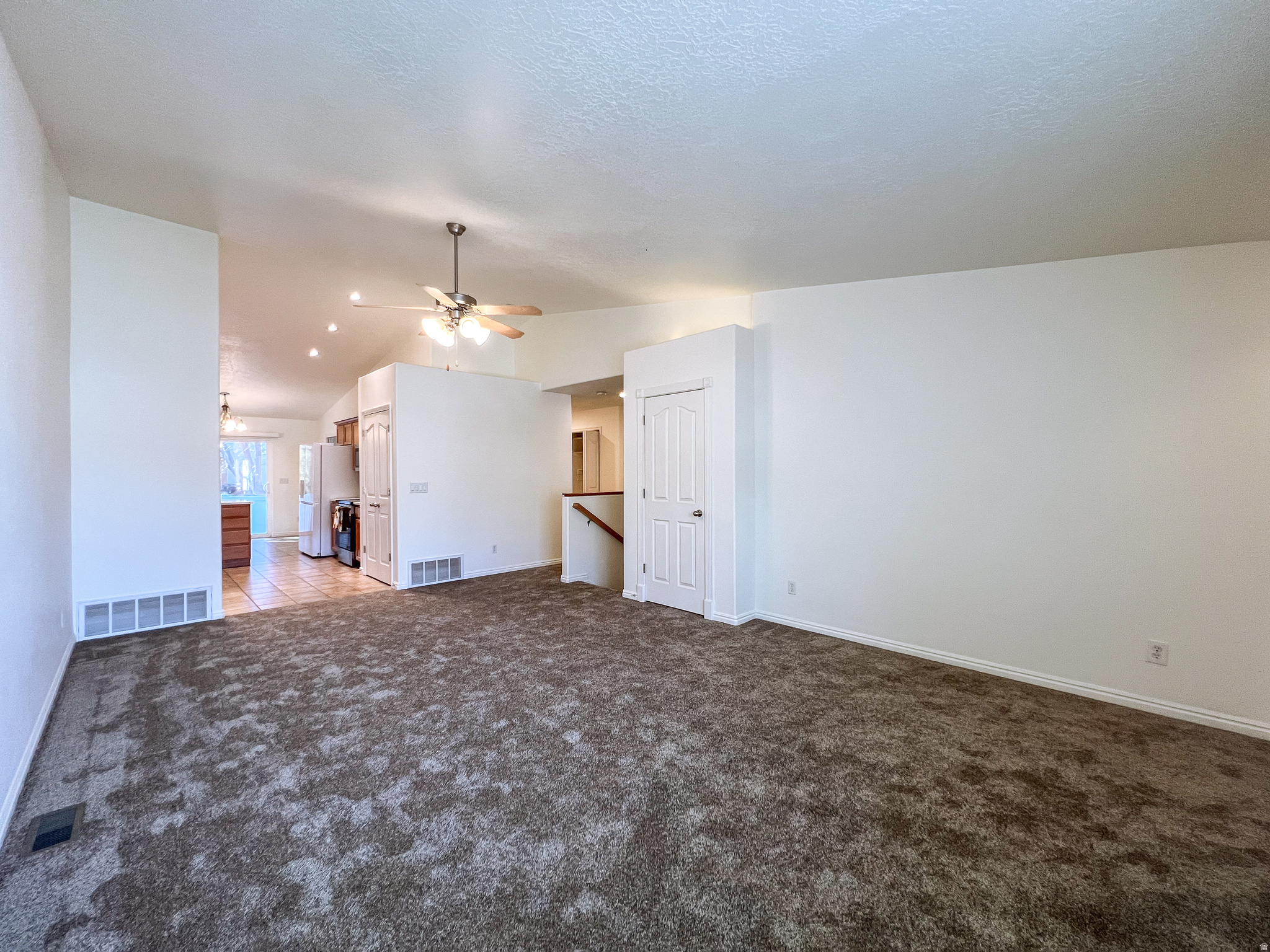 NORTH MEADOW - Residential