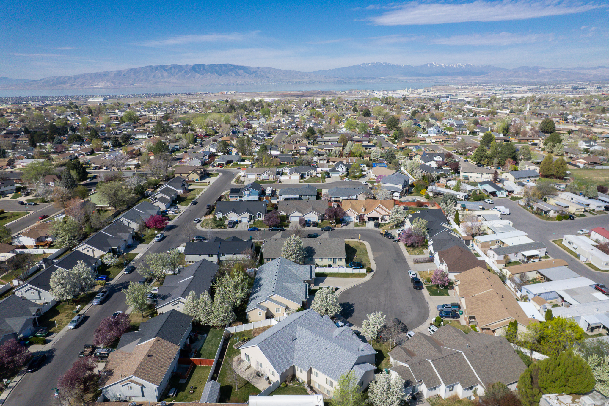 NORTH MEADOW - Residential