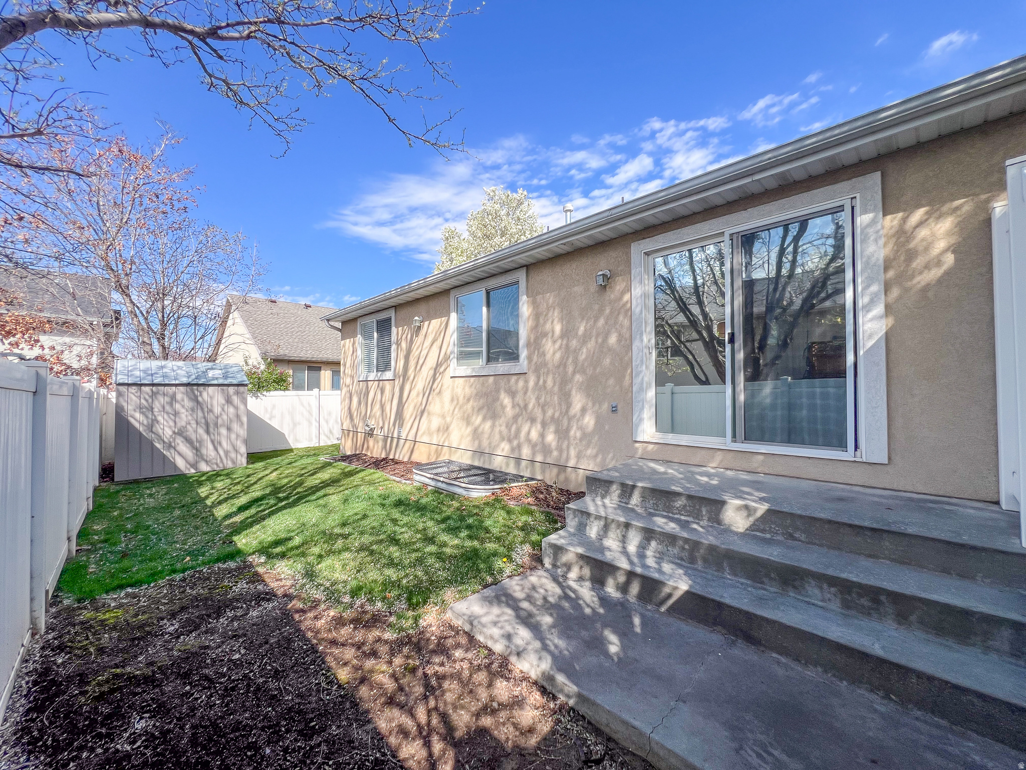 NORTH MEADOW - Residential