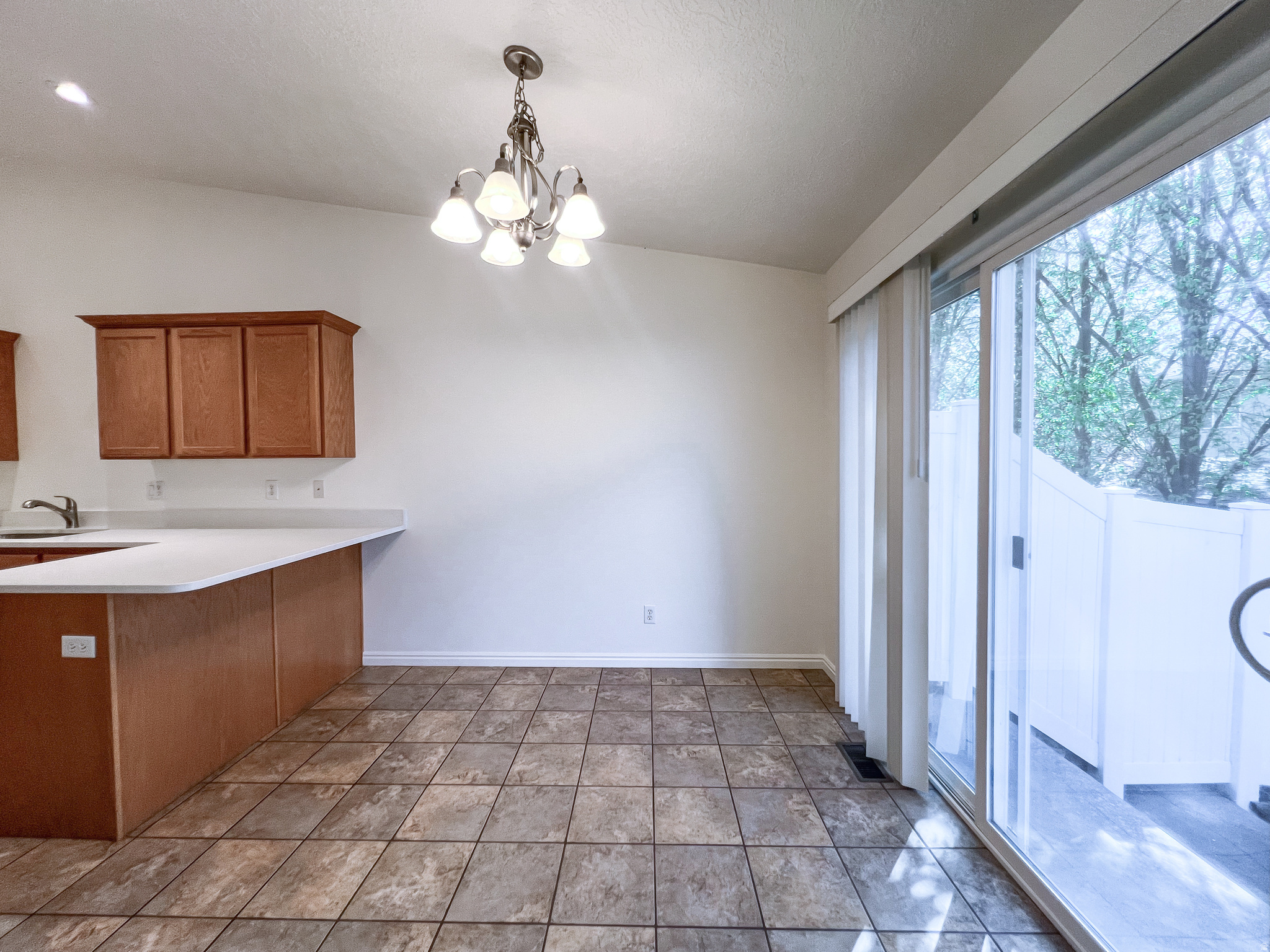 NORTH MEADOW - Residential