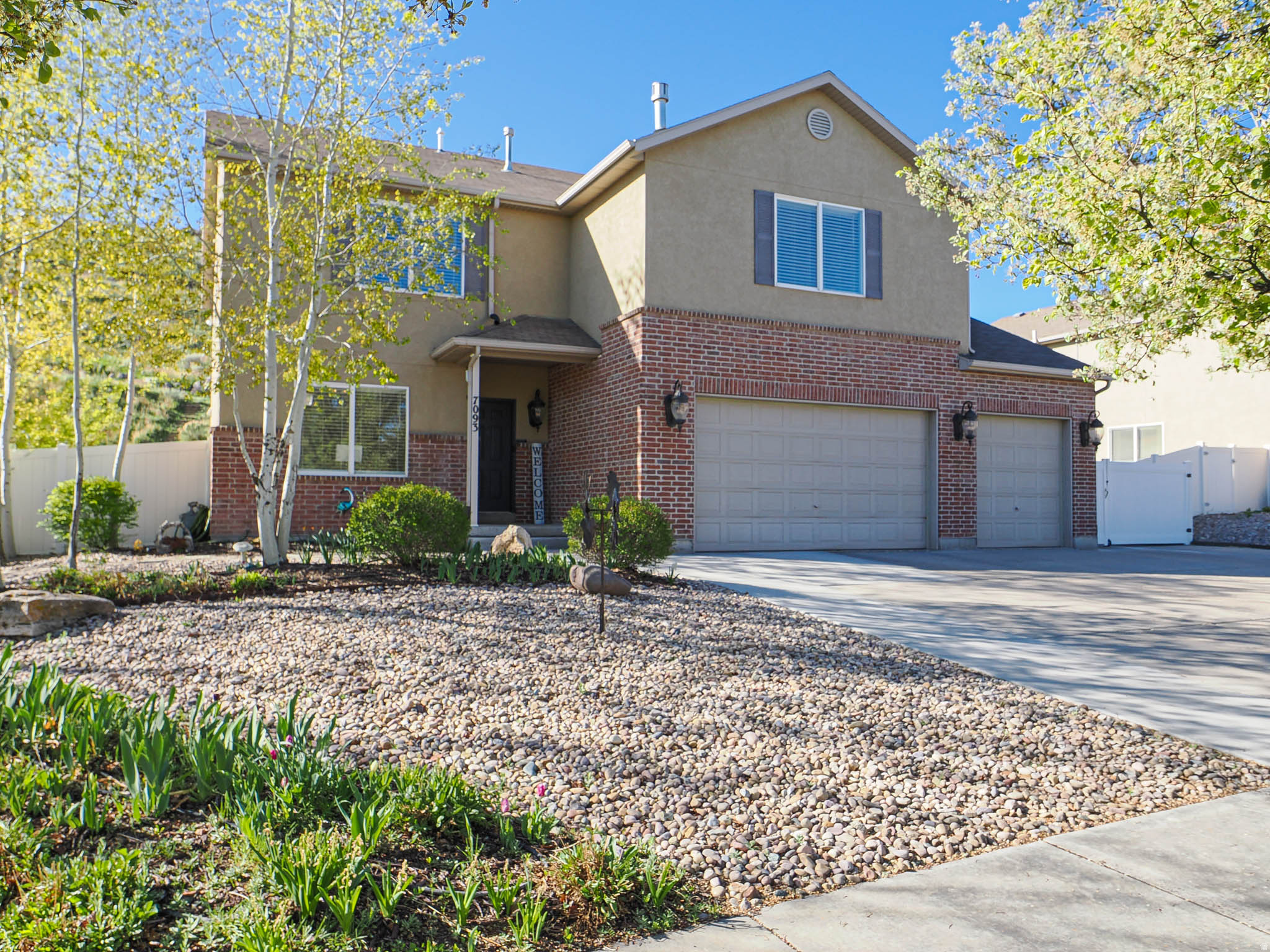 HAMILTON FARMS - Residential