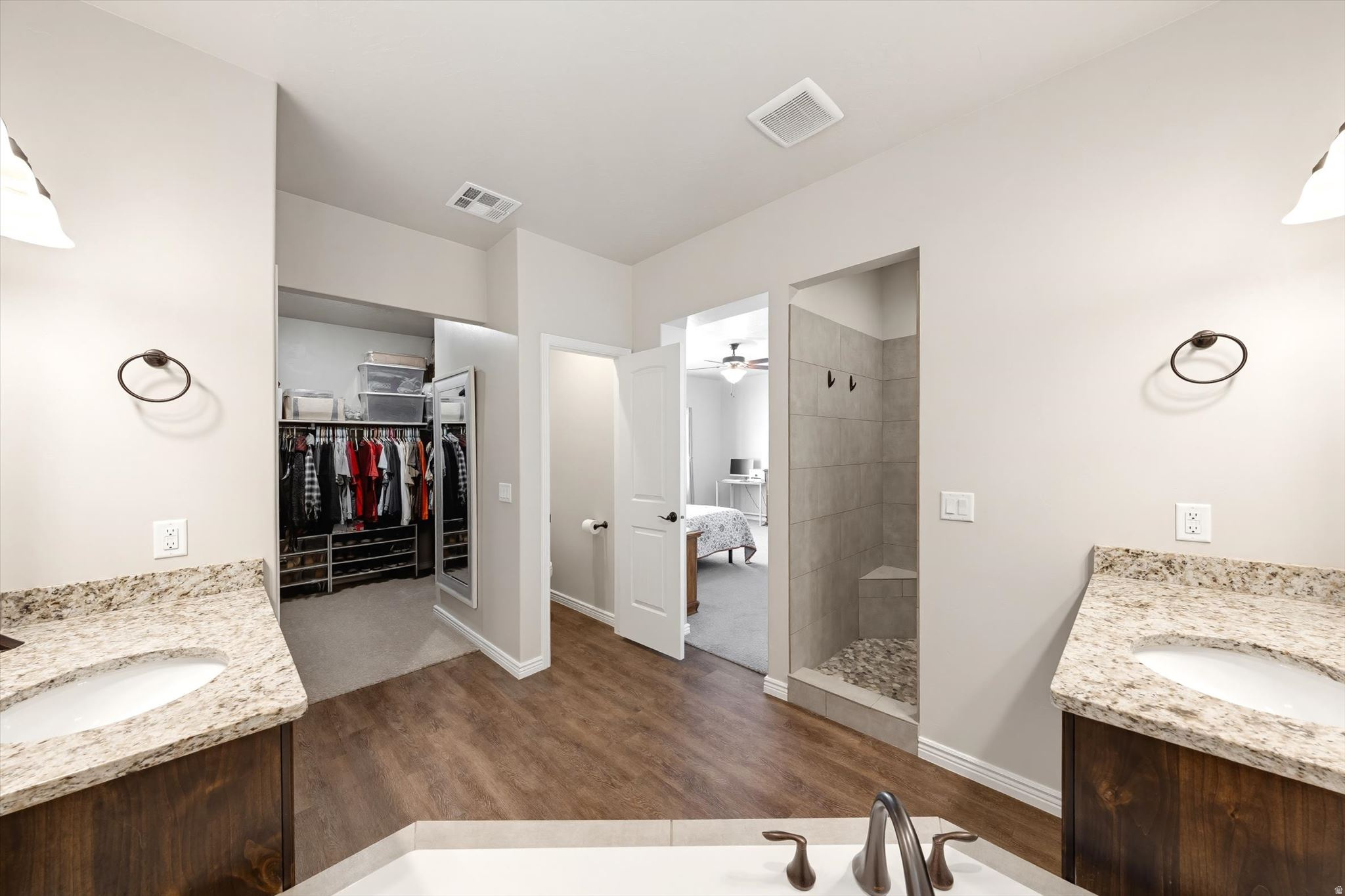 ROSEWOOD ESTATES PH 4 - Residential