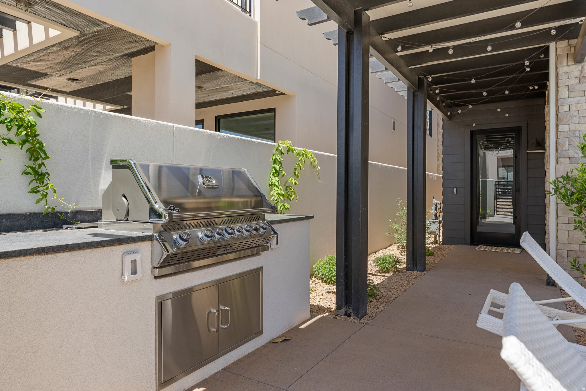 DESERT COLOR - Residential