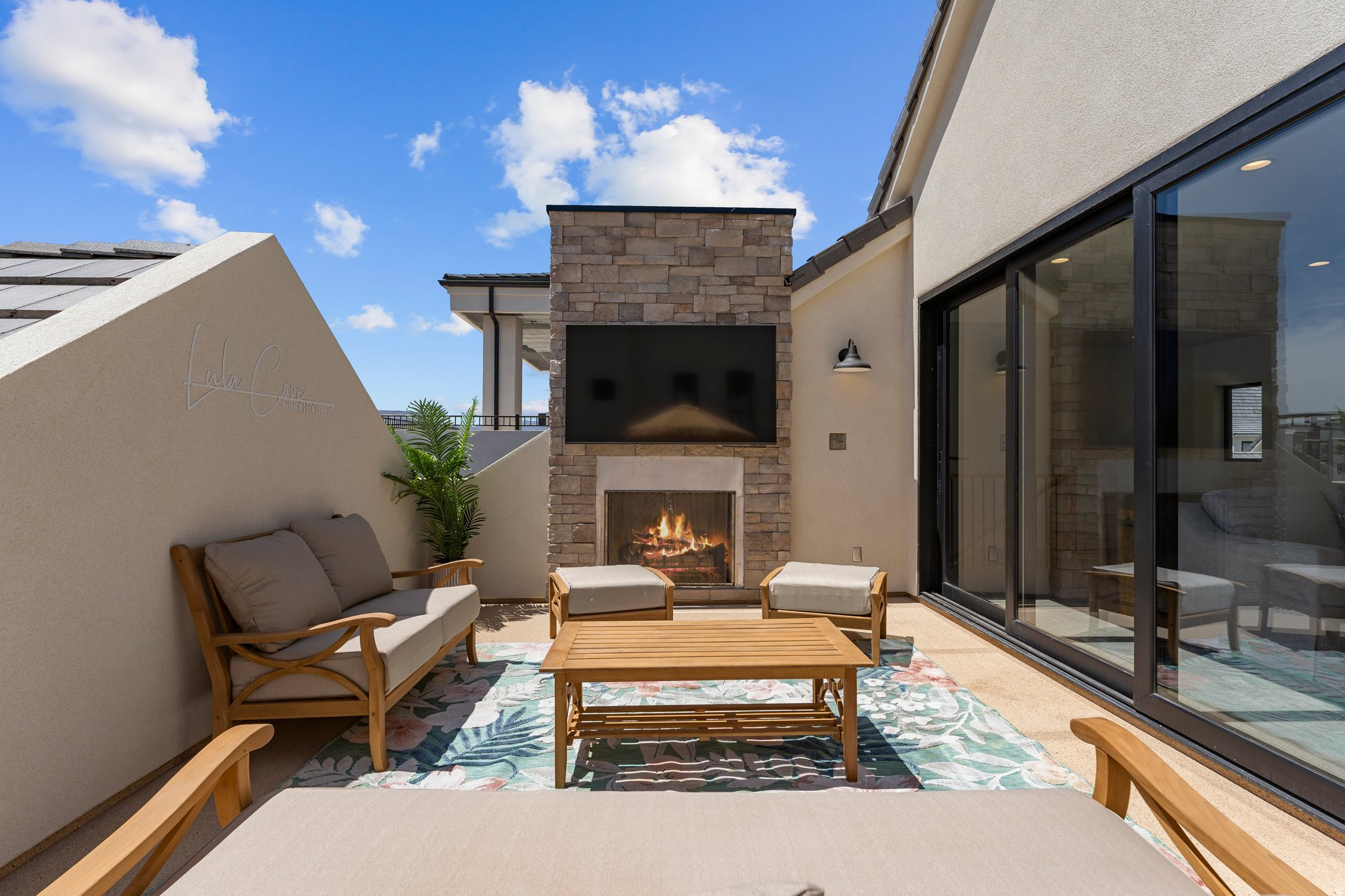 DESERT COLOR - Residential