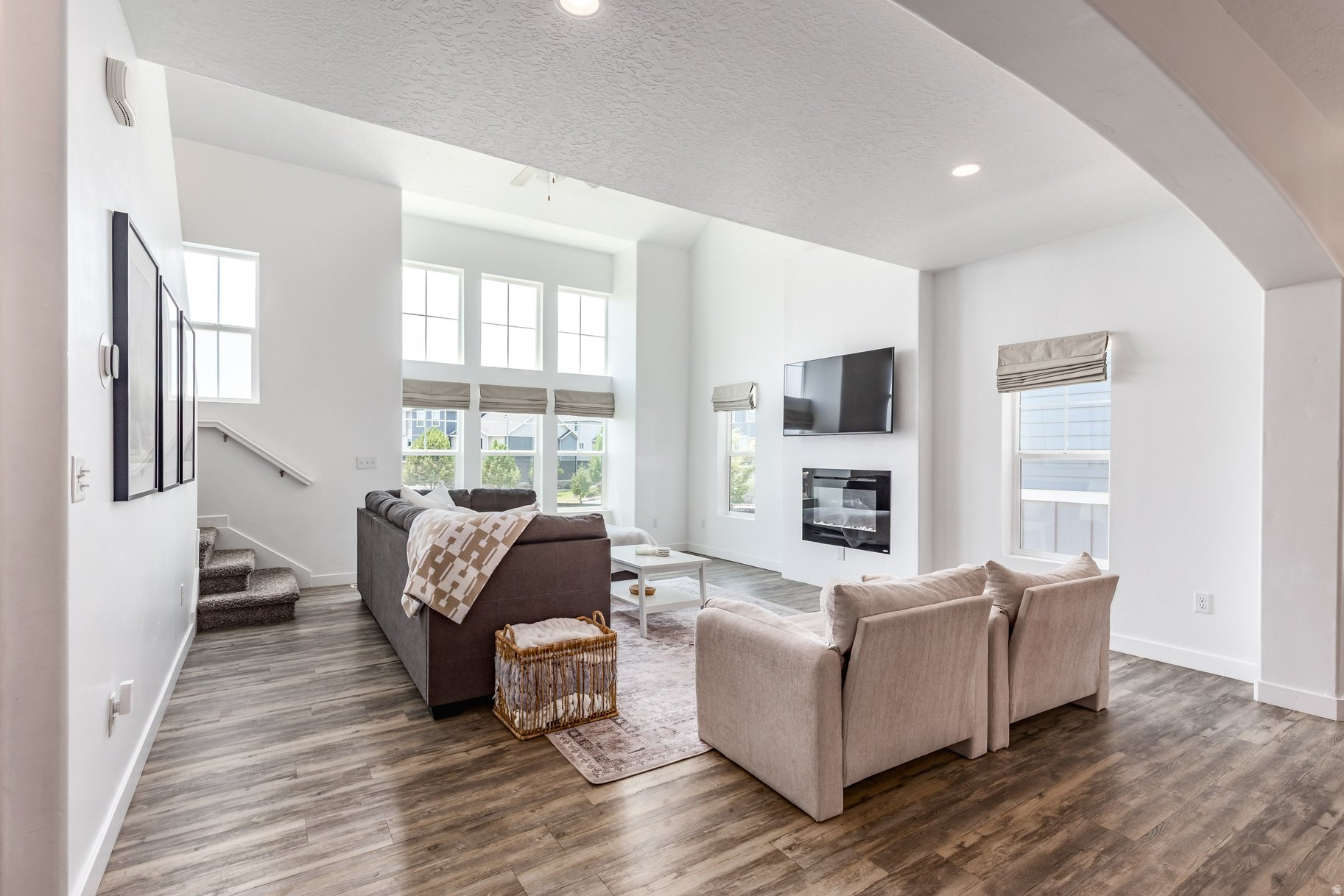 EDGEWATER AT GENEVA - Residential