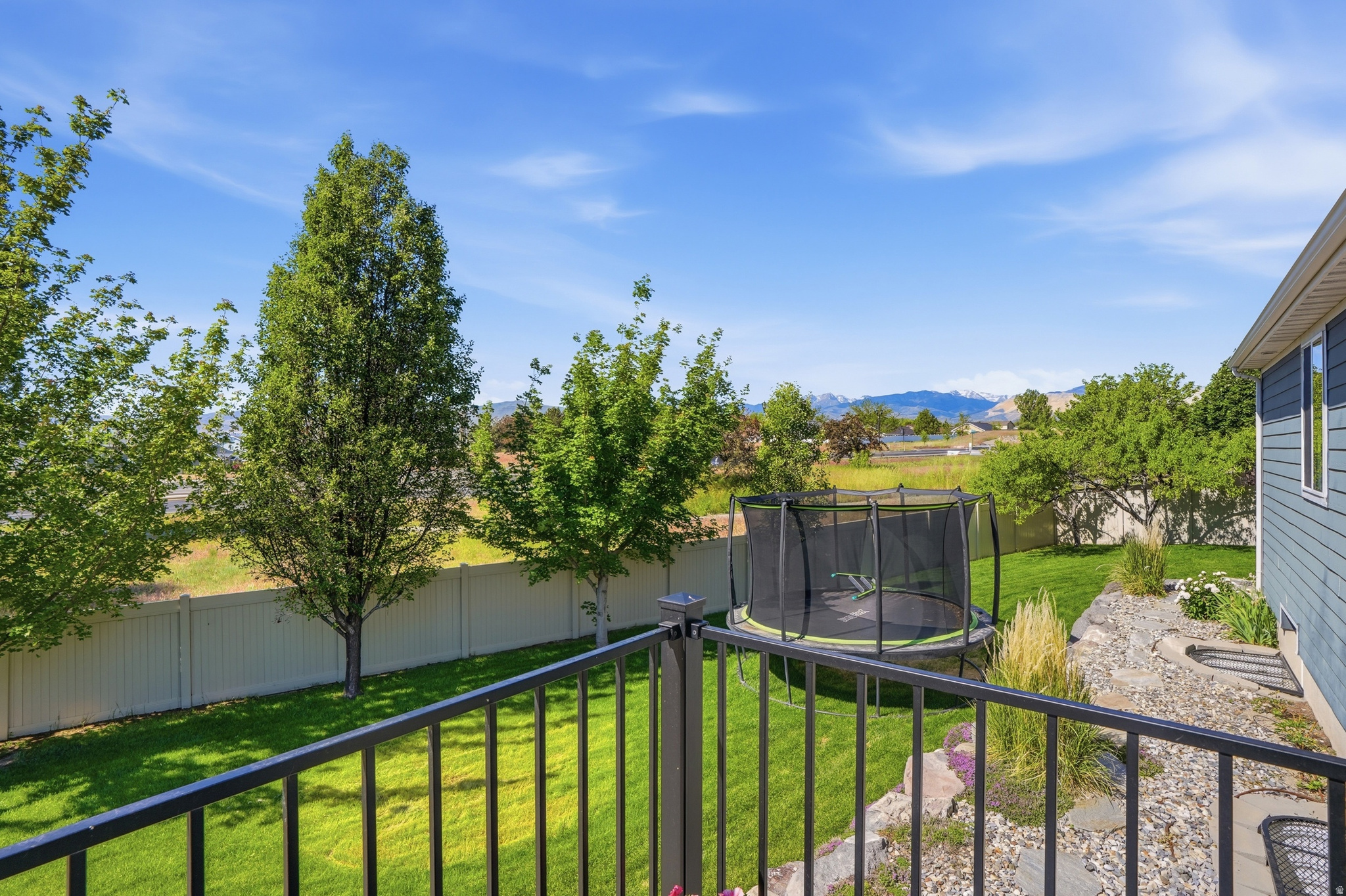 JORDAN HEIGHTS - Residential