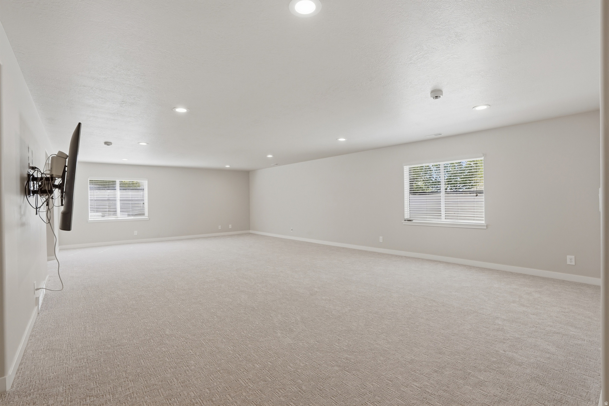 JORDAN HEIGHTS - Residential