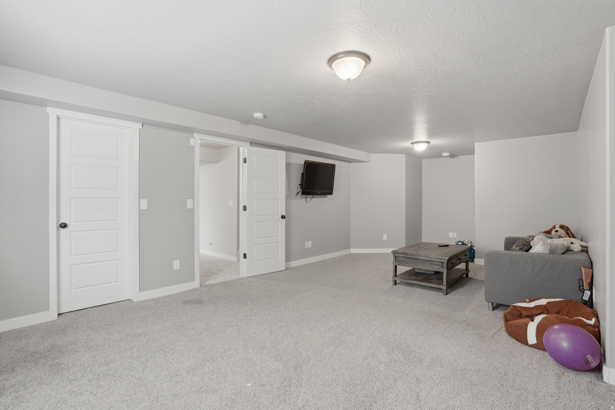 JORDAN HEIGHTS - Residential
