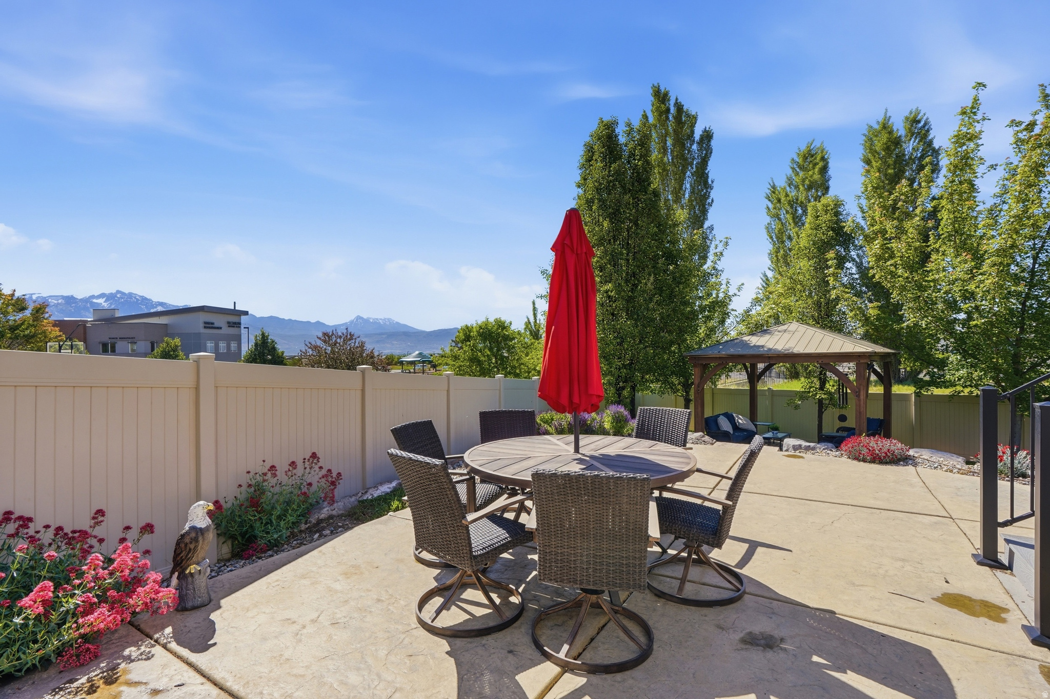 JORDAN HEIGHTS - Residential